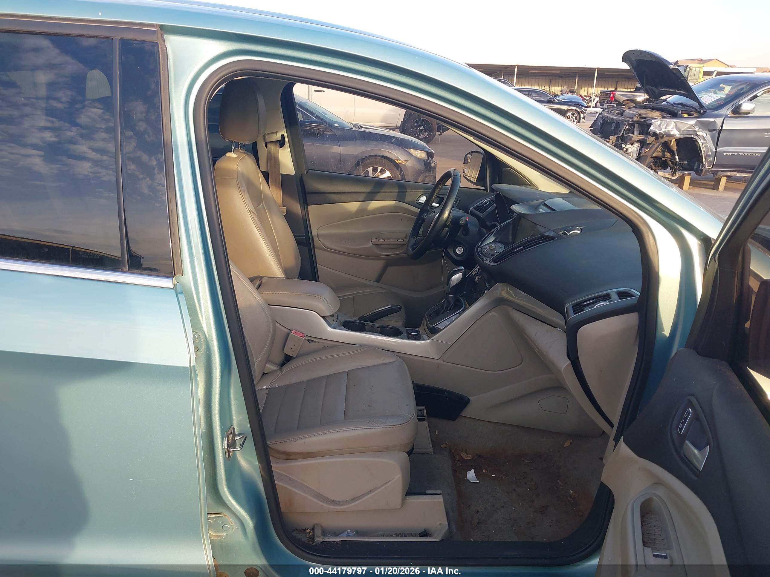FORD ESCAPE image 5