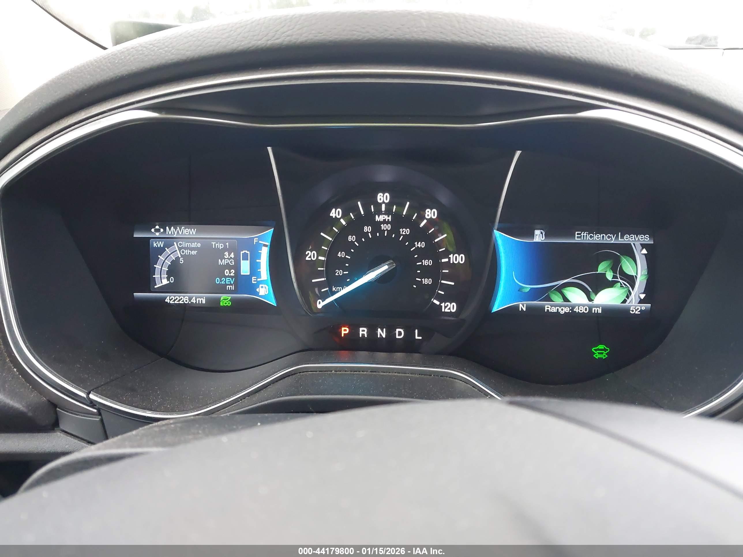 FORD FUSION image 7