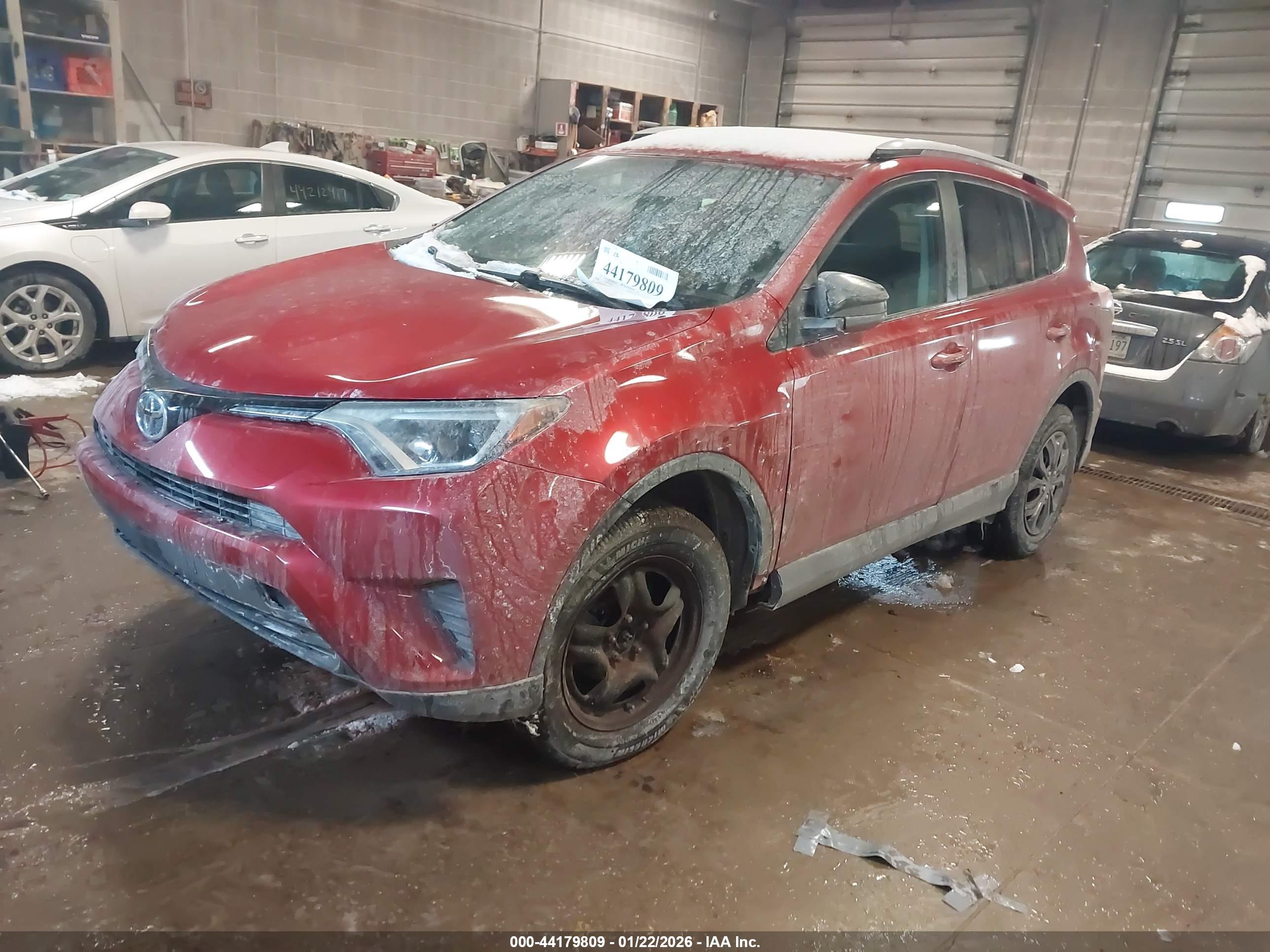 TOYOTA RAV4 image 2