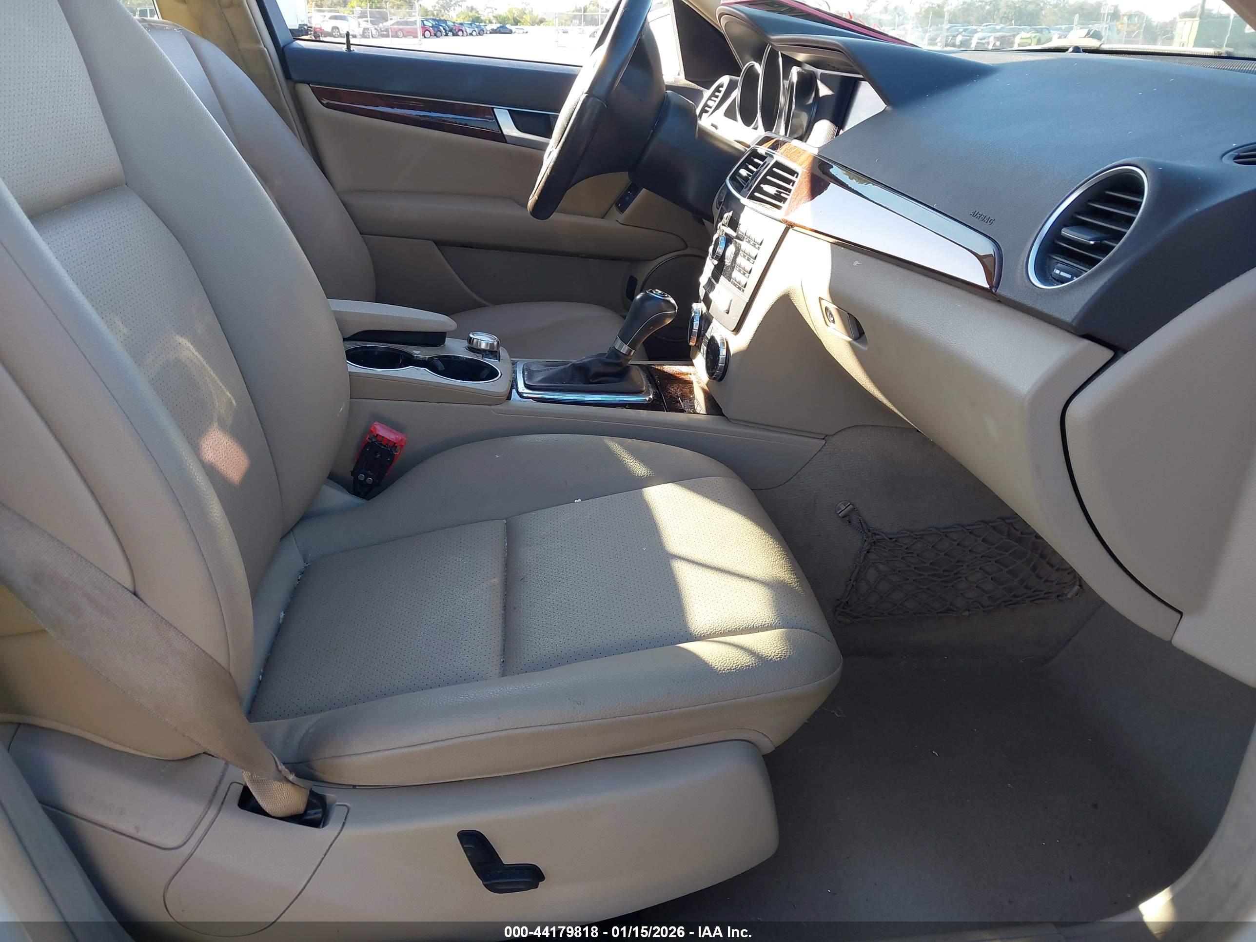 MERCEDES-BENZ C image 5