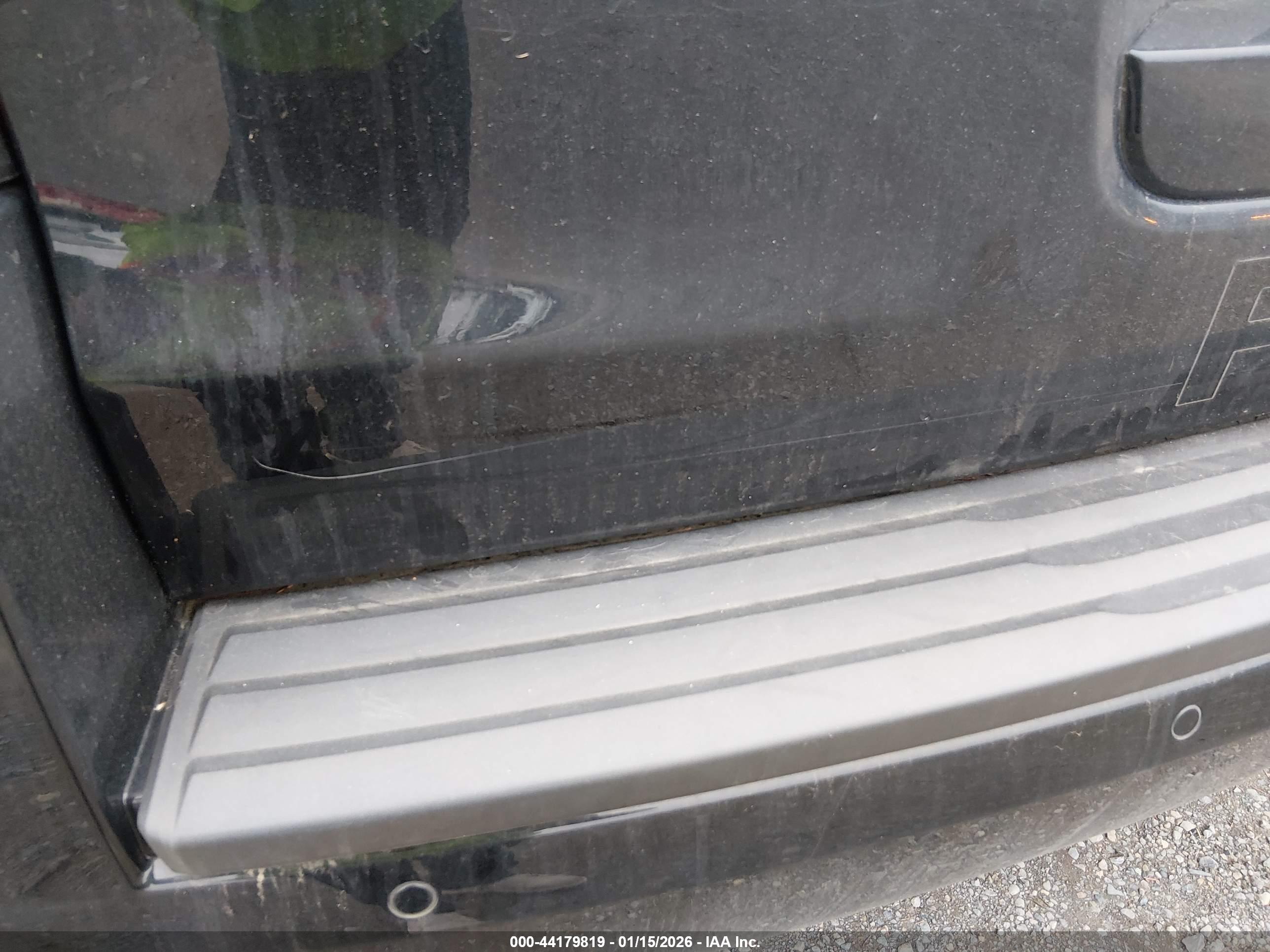 CHEVROLET TAHOE image 6