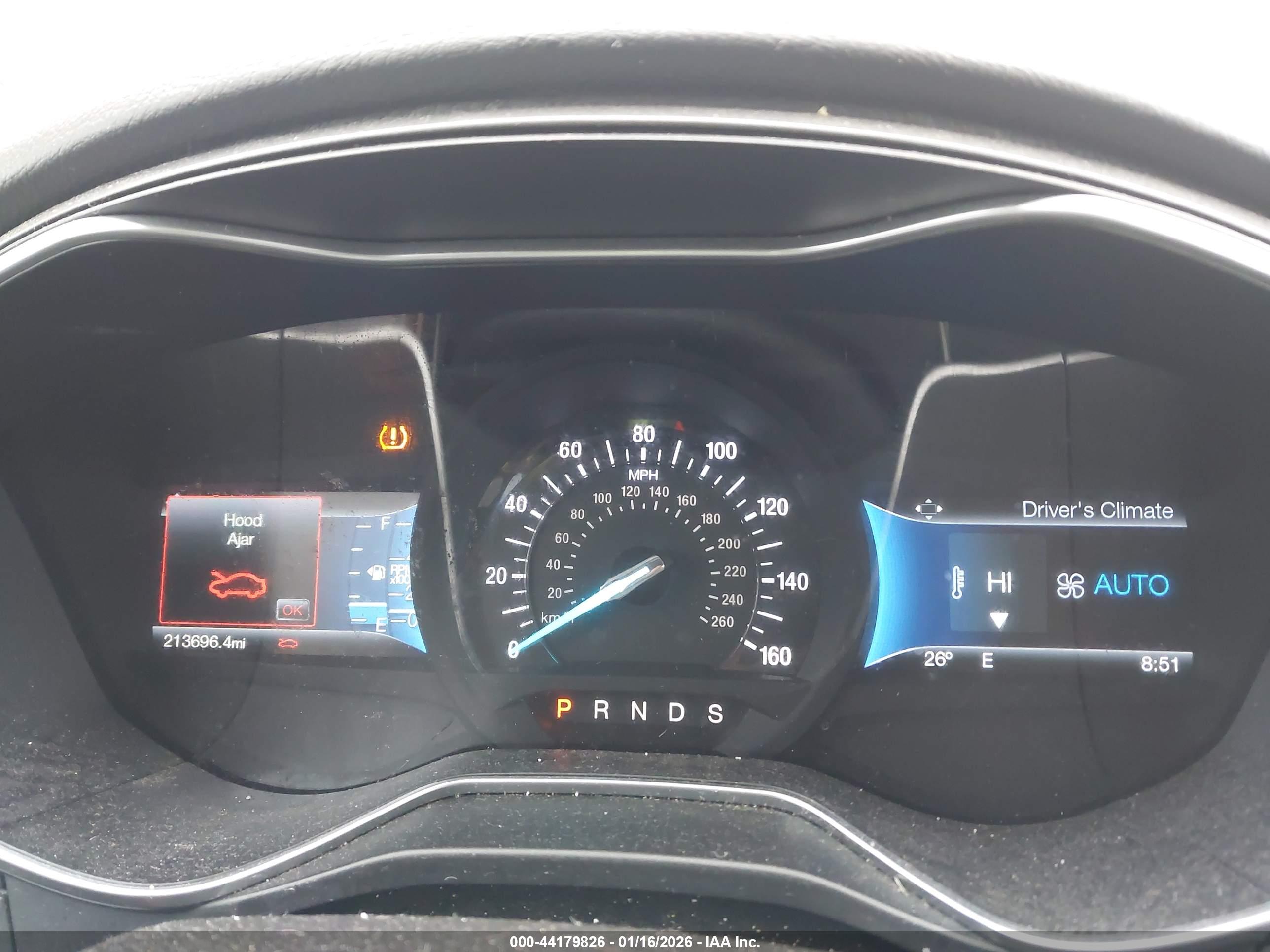 FORD FUSION image 7