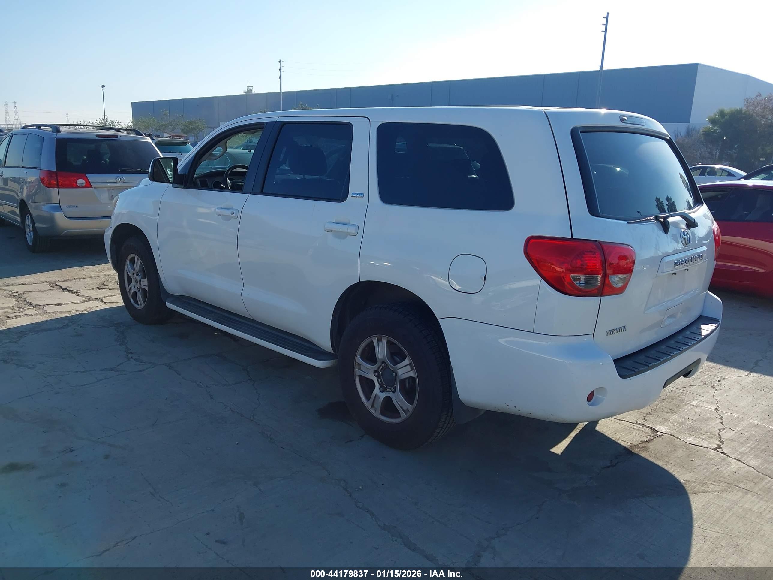 TOYOTA SEQUOIA image 3