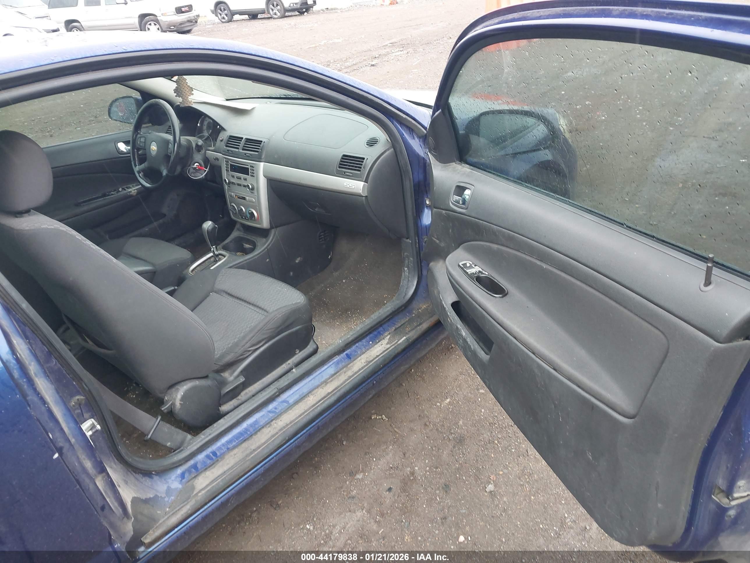 CHEVROLET COBALT image 5
