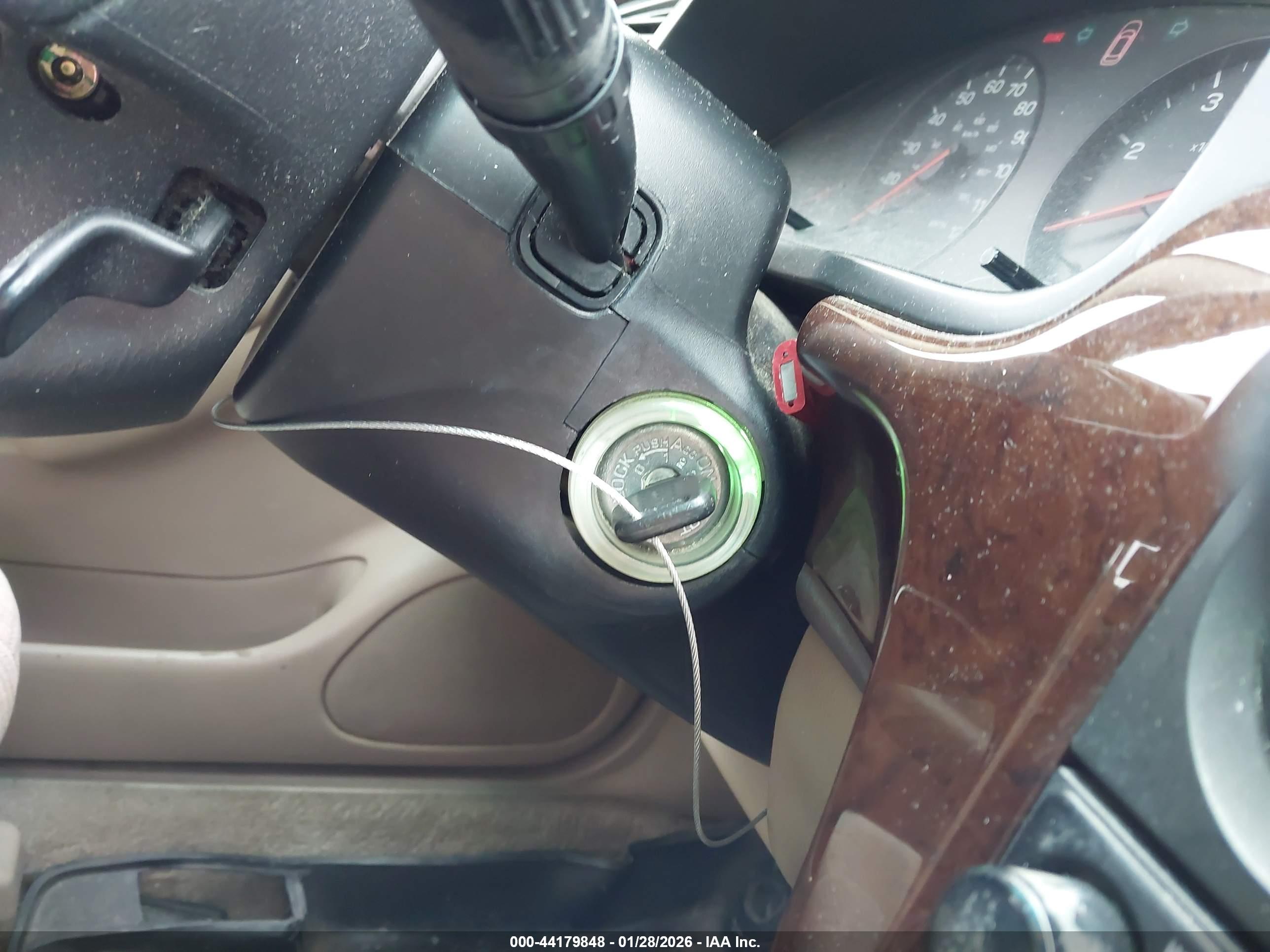 SUBARU OUTBACK image 11