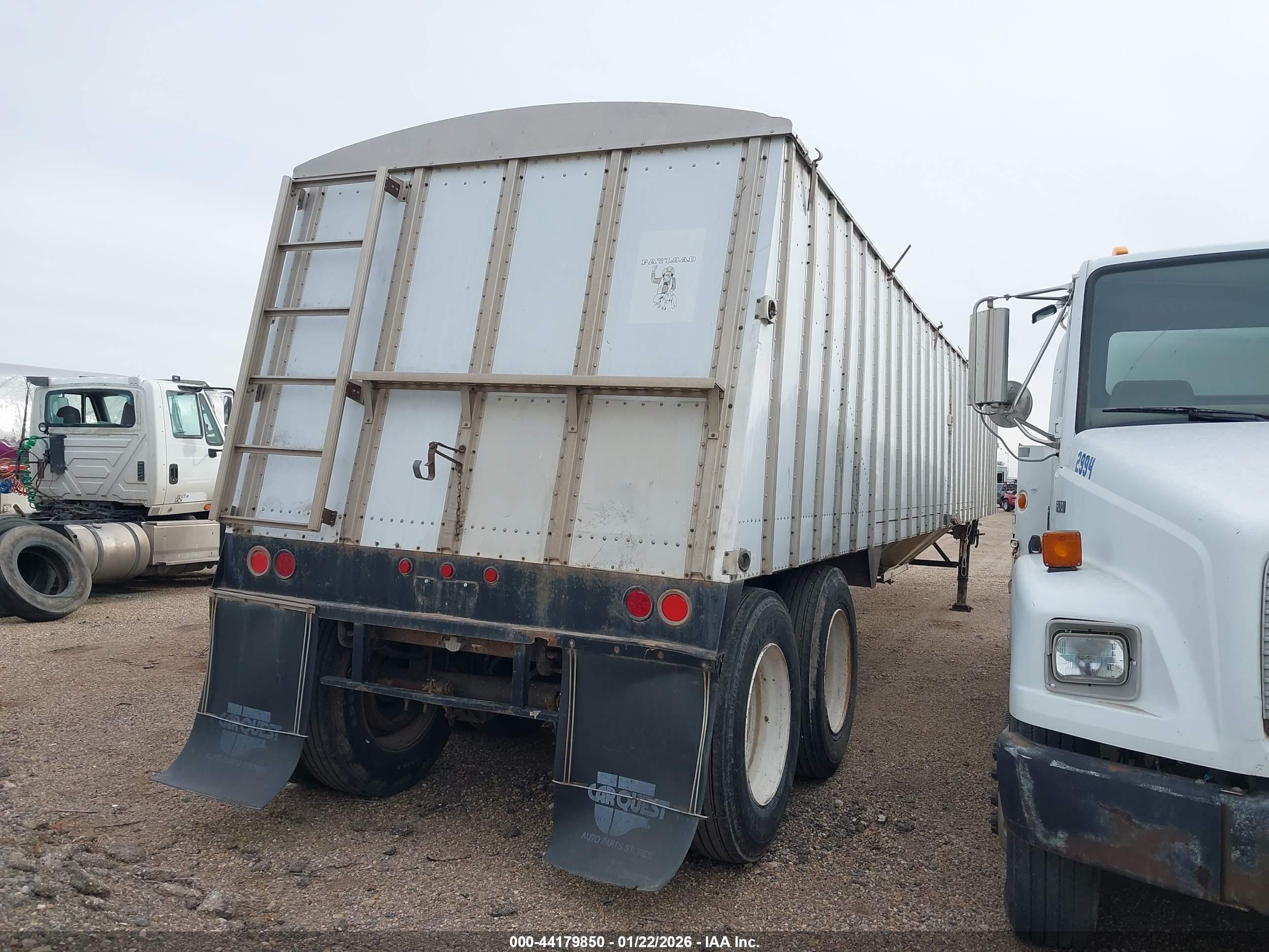 MERRITT EQUIPMENT image 4
