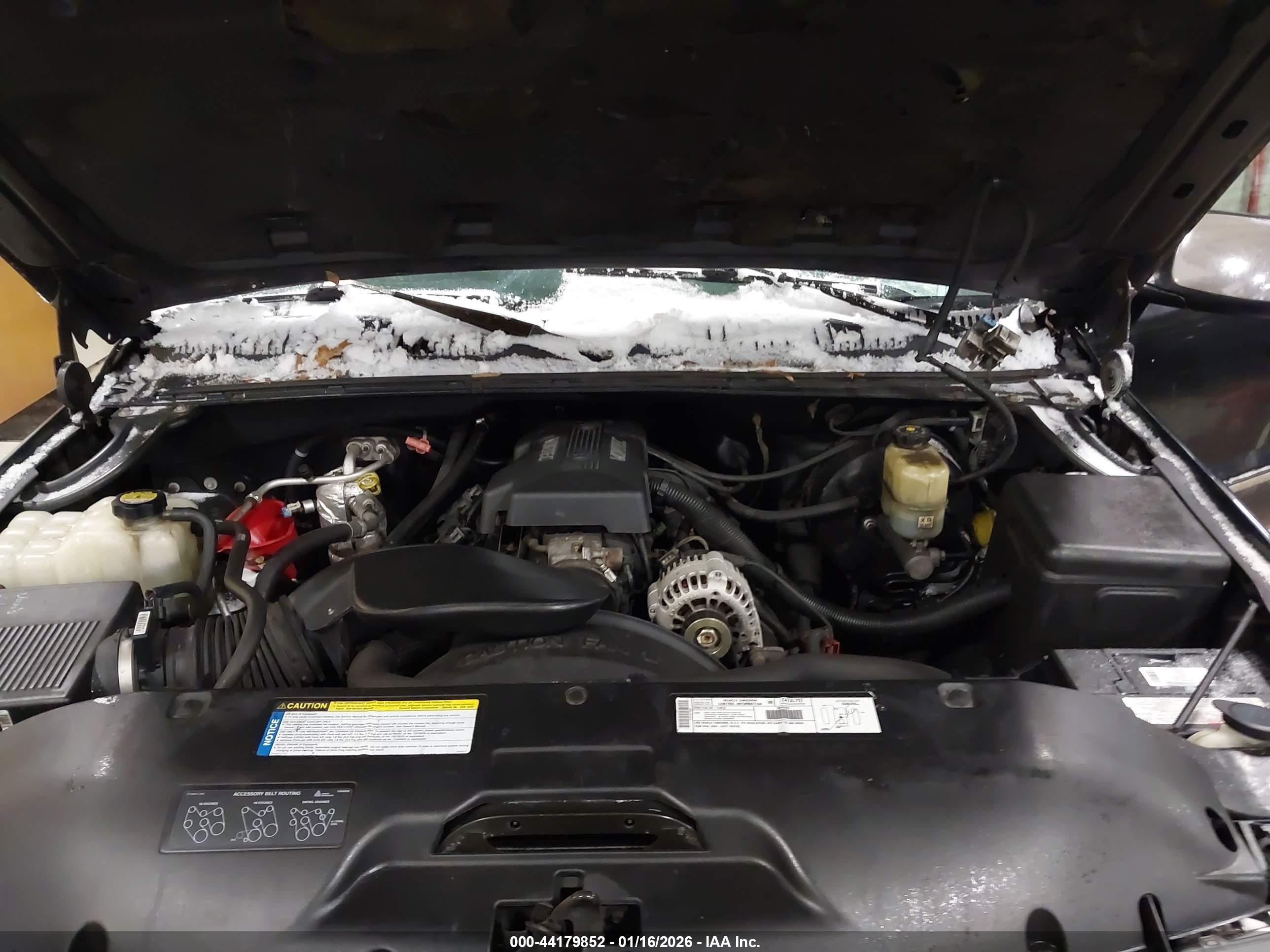 CHEVROLET SILVERADO image 10