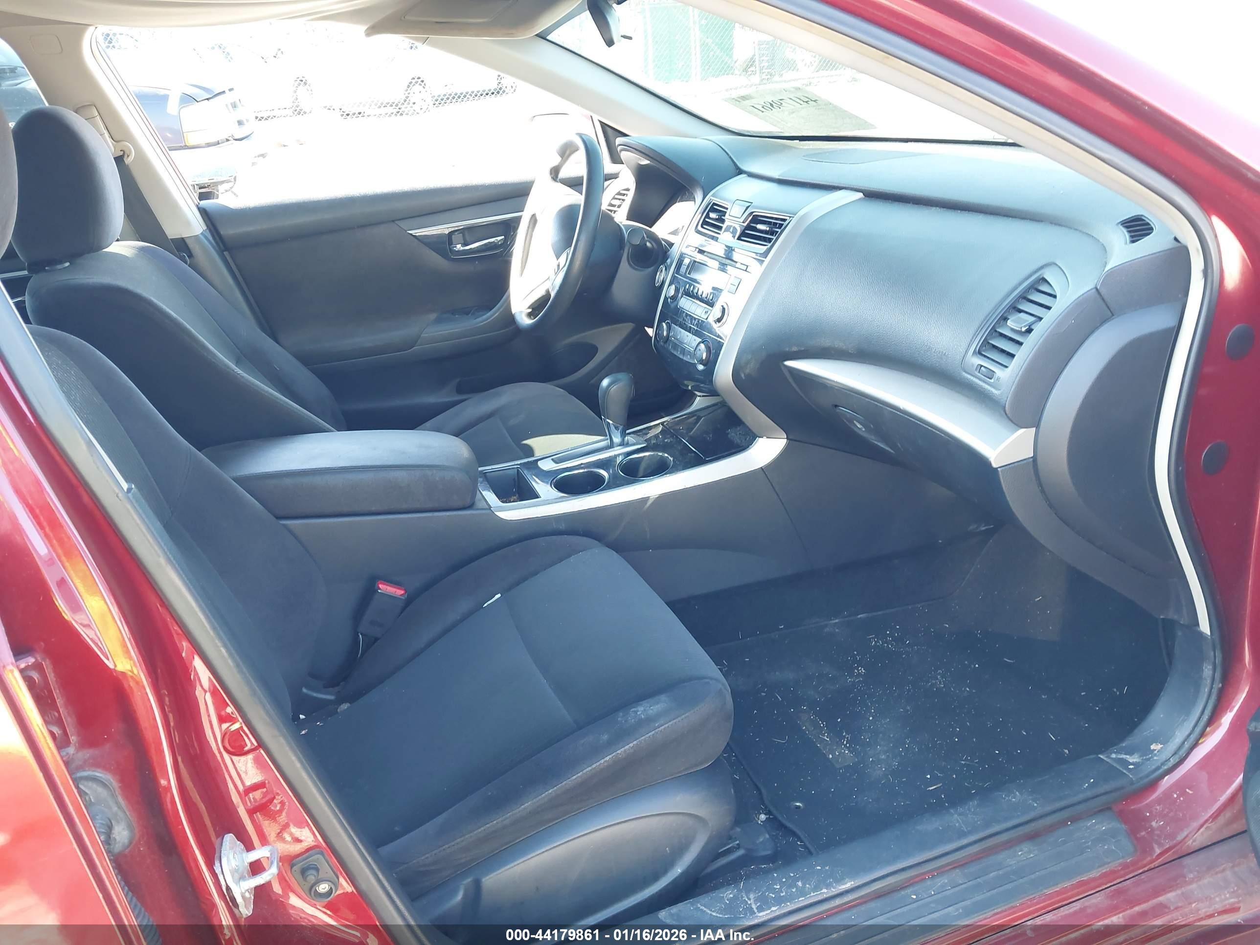 NISSAN ALTIMA image 5