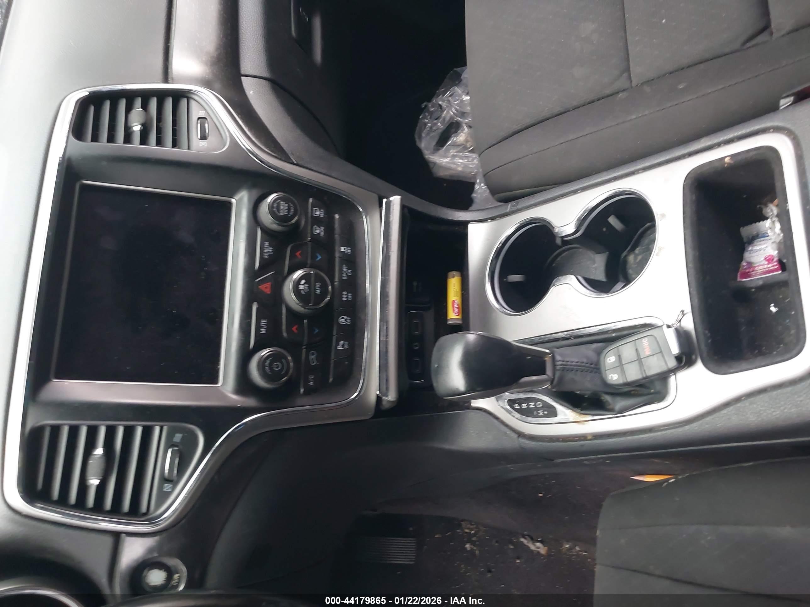 JEEP GRAND image 11