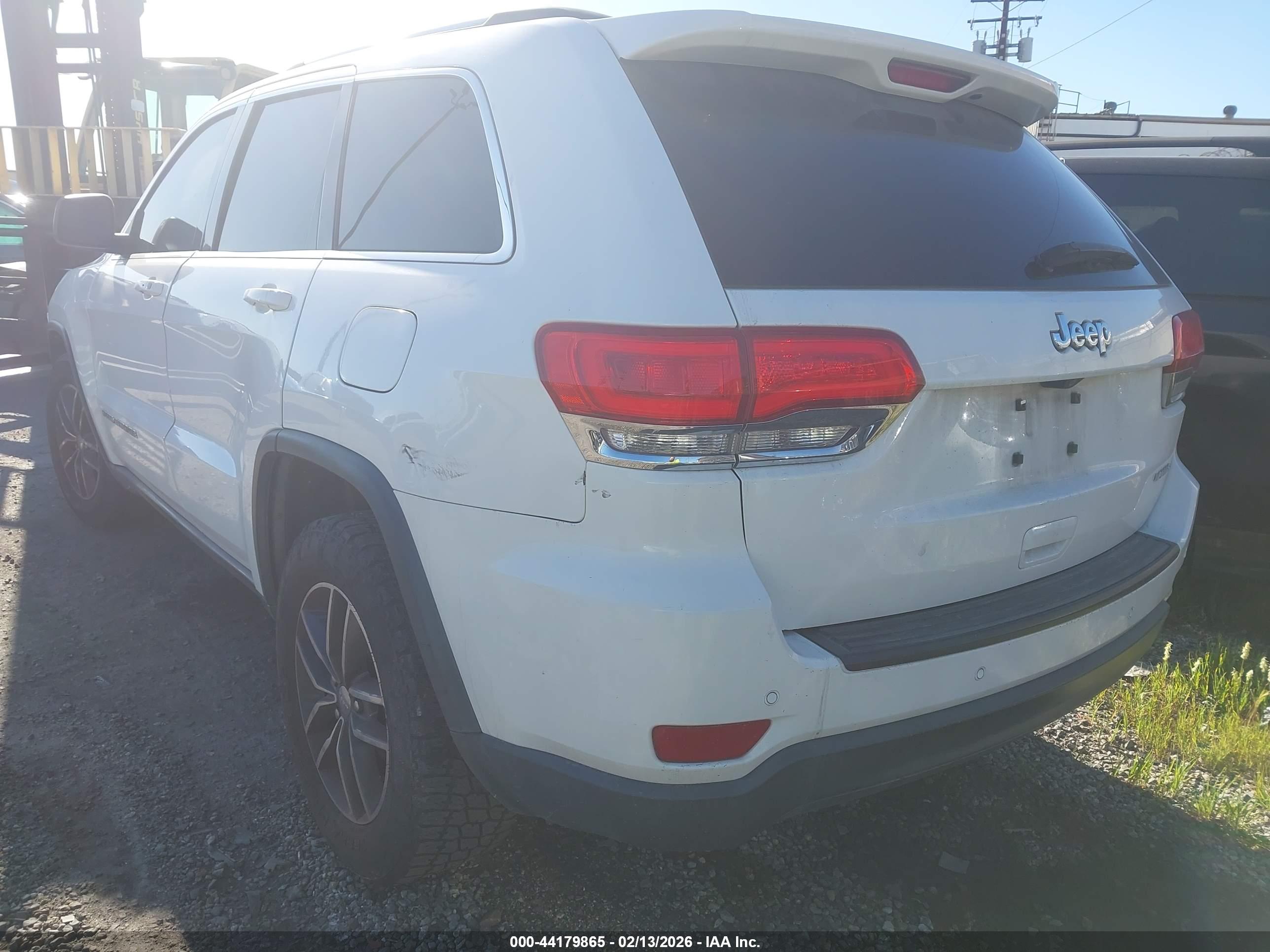 JEEP GRAND image 3