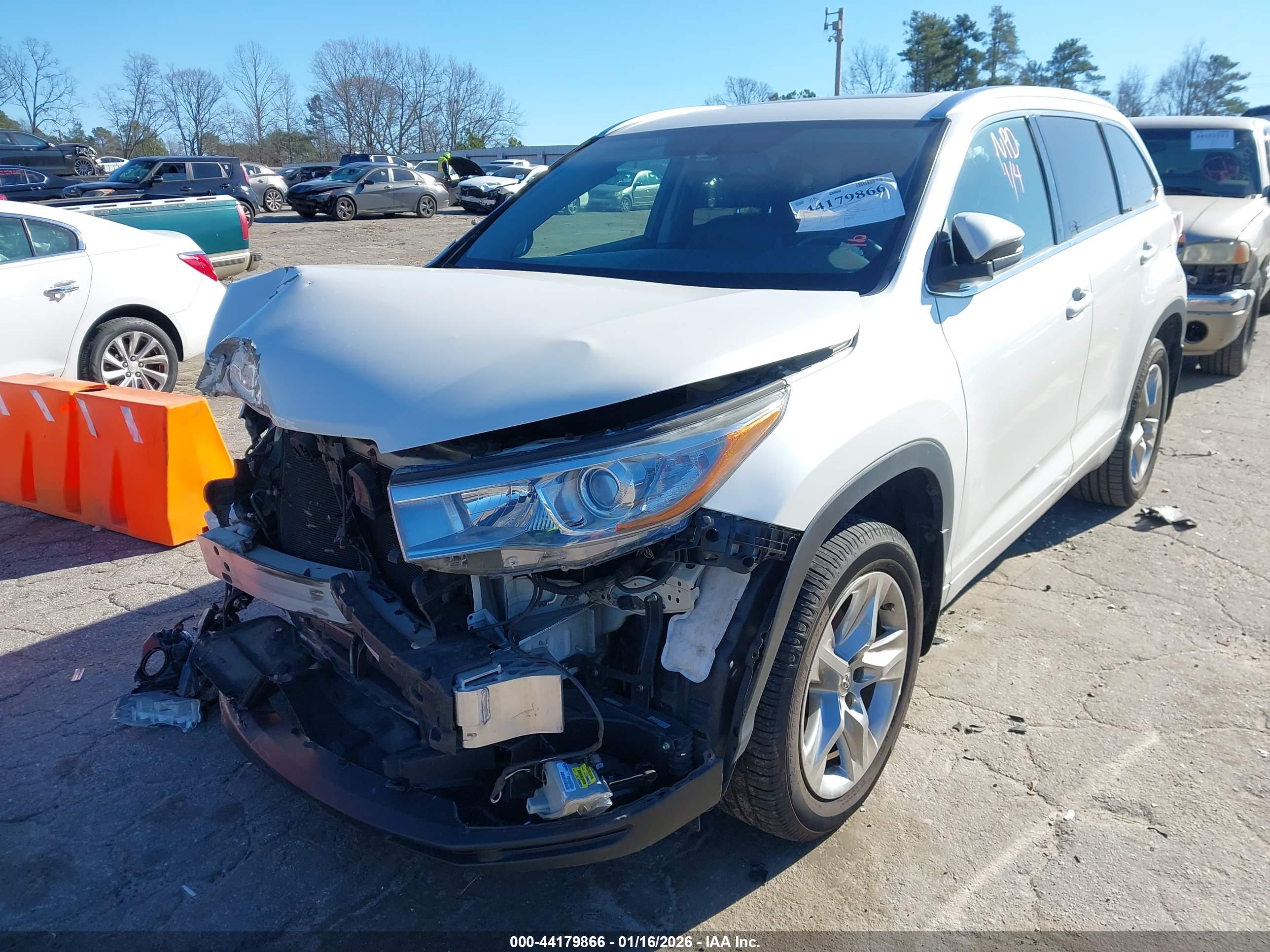 TOYOTA HIGHLANDER image 6