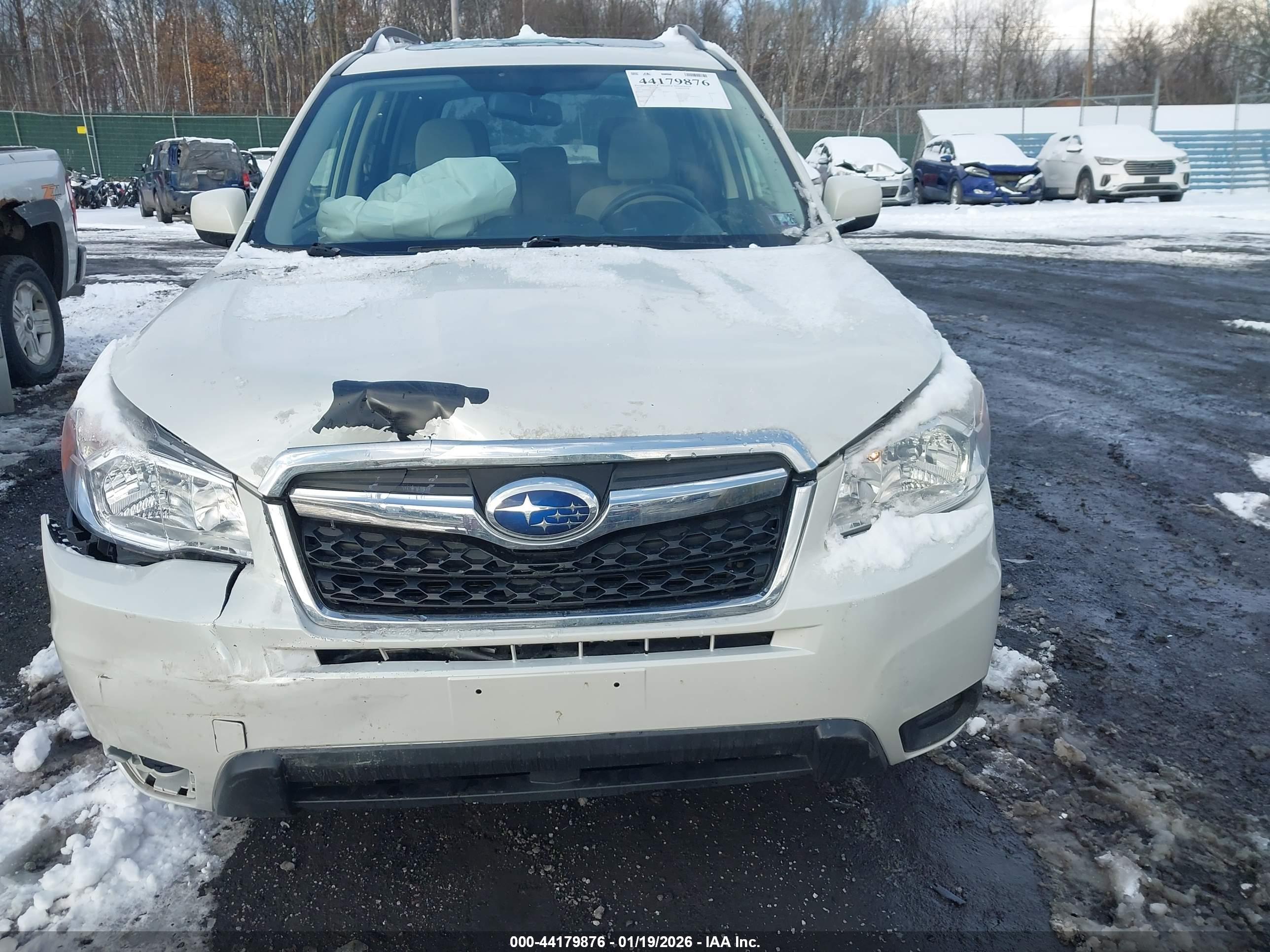 SUBARU FORESTER image 6