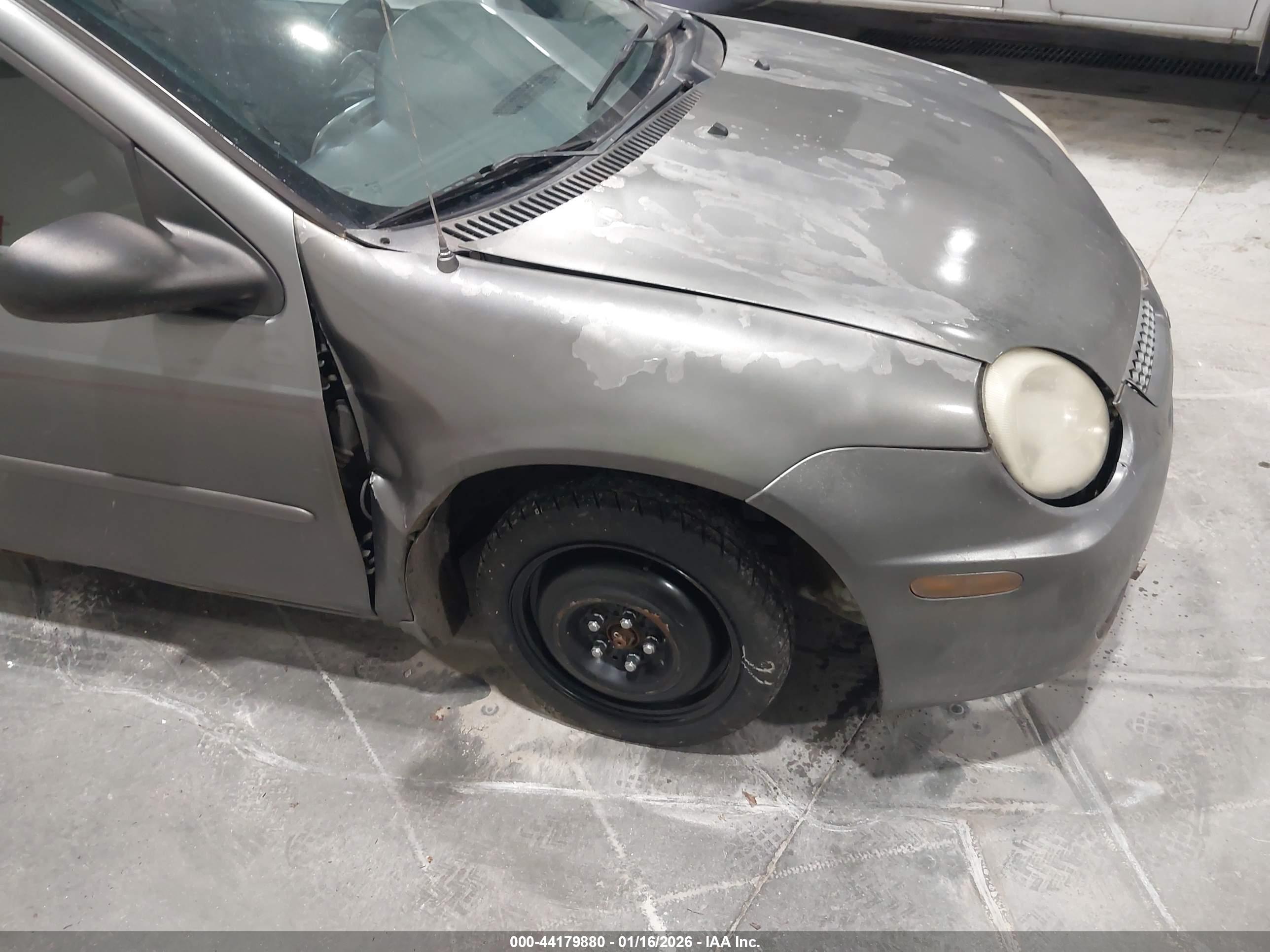 DODGE NEON image 6