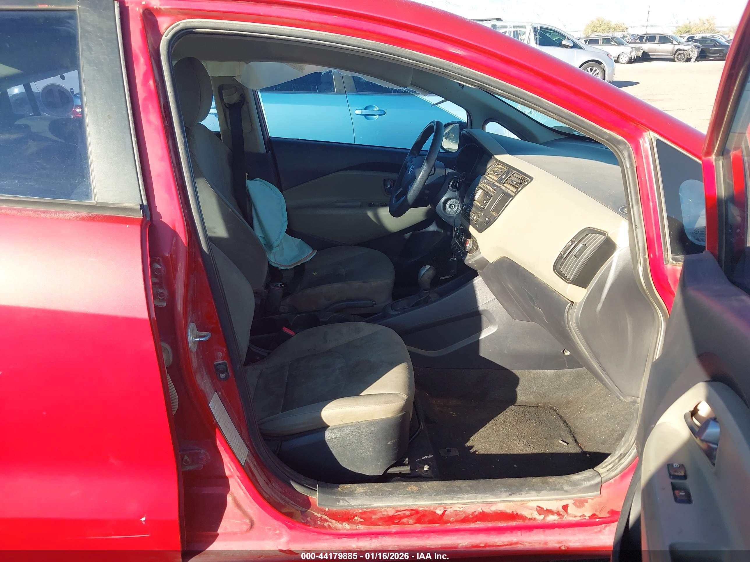 KIA RIO image 5