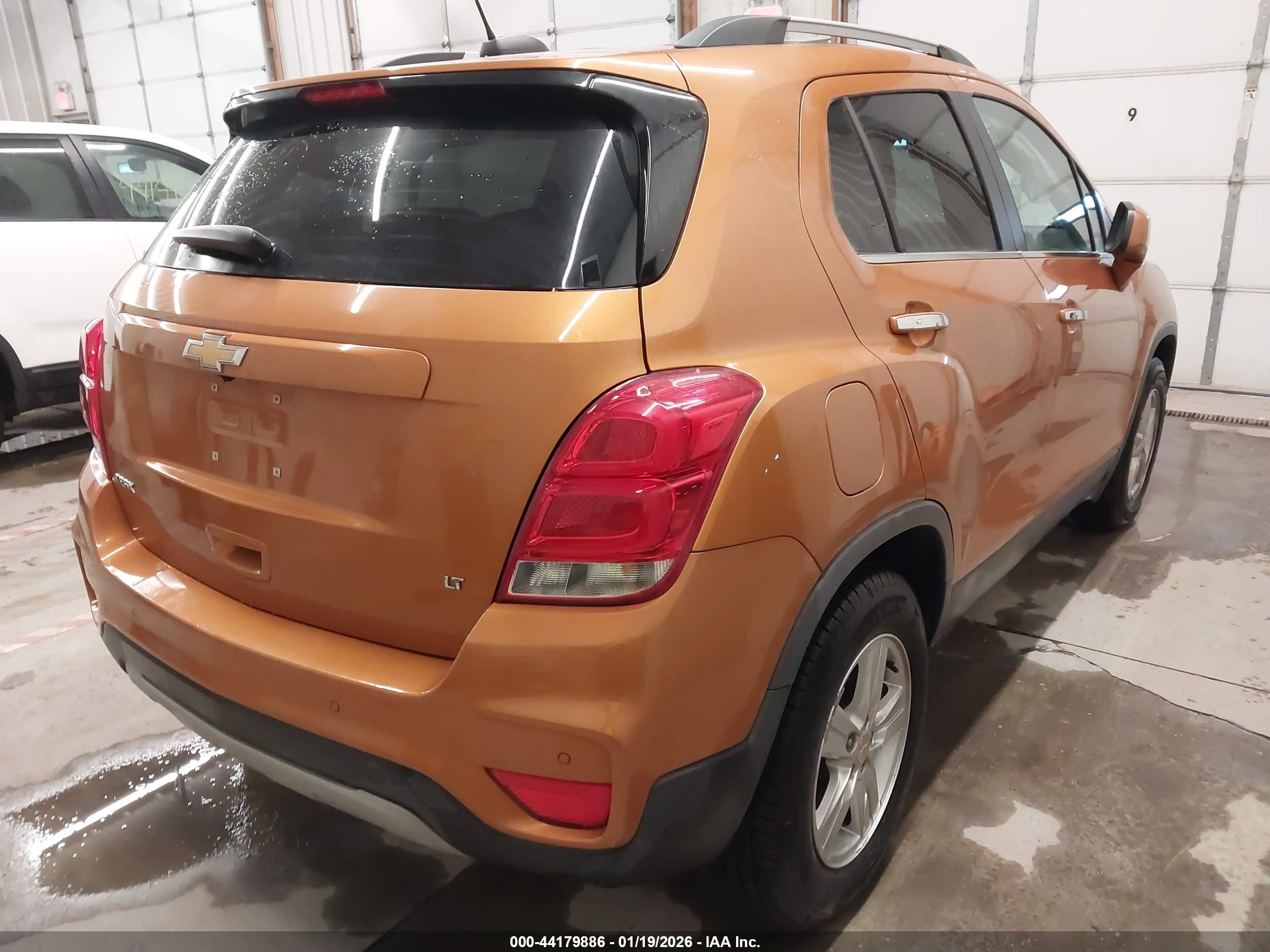 CHEVROLET TRAX image 4