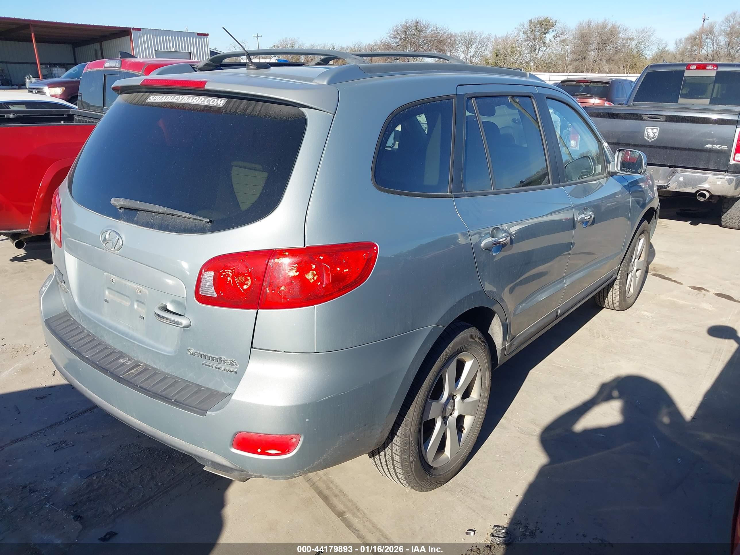 HYUNDAI SANTA image 4