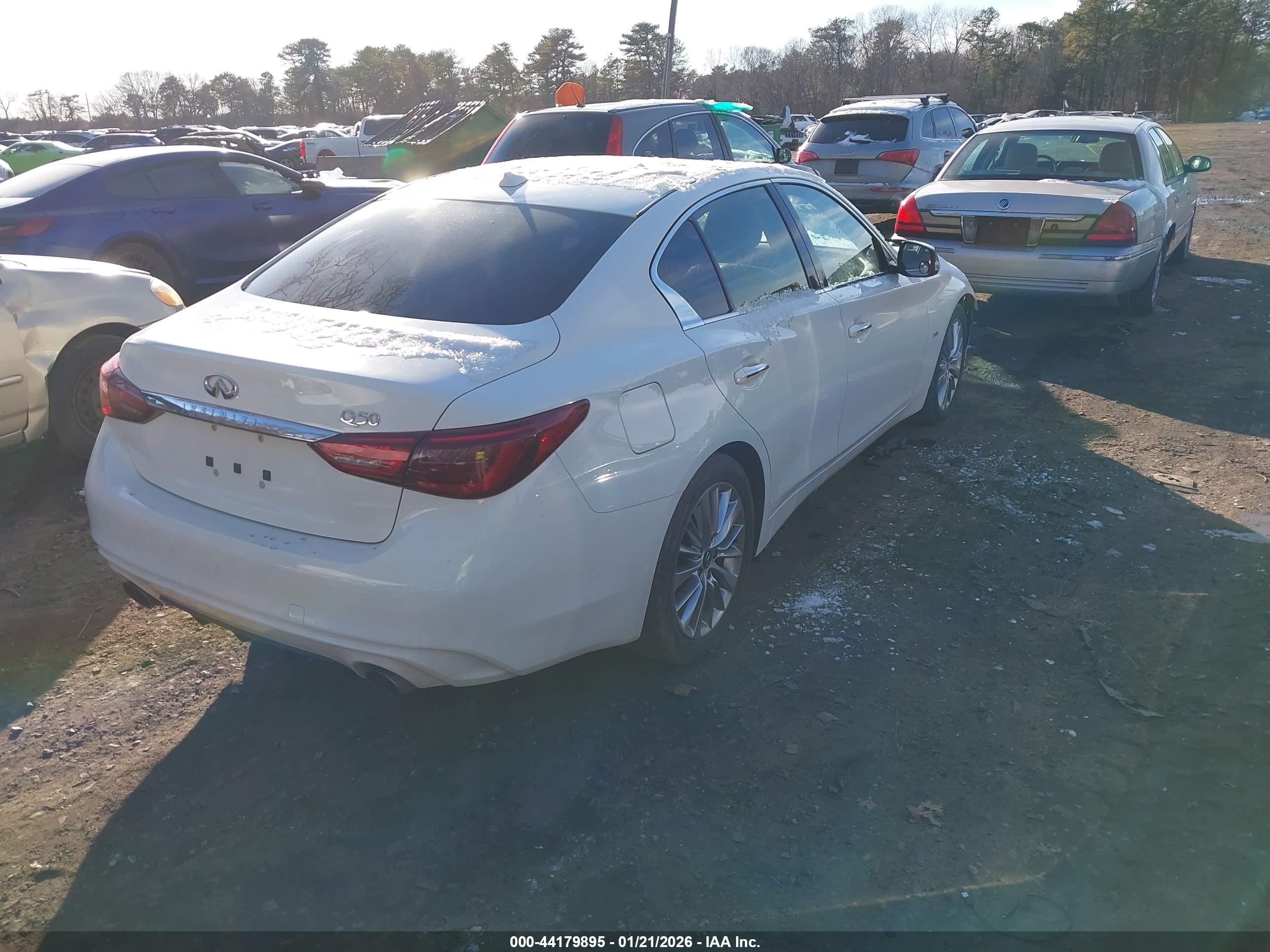 INFINITI Q50 image 4