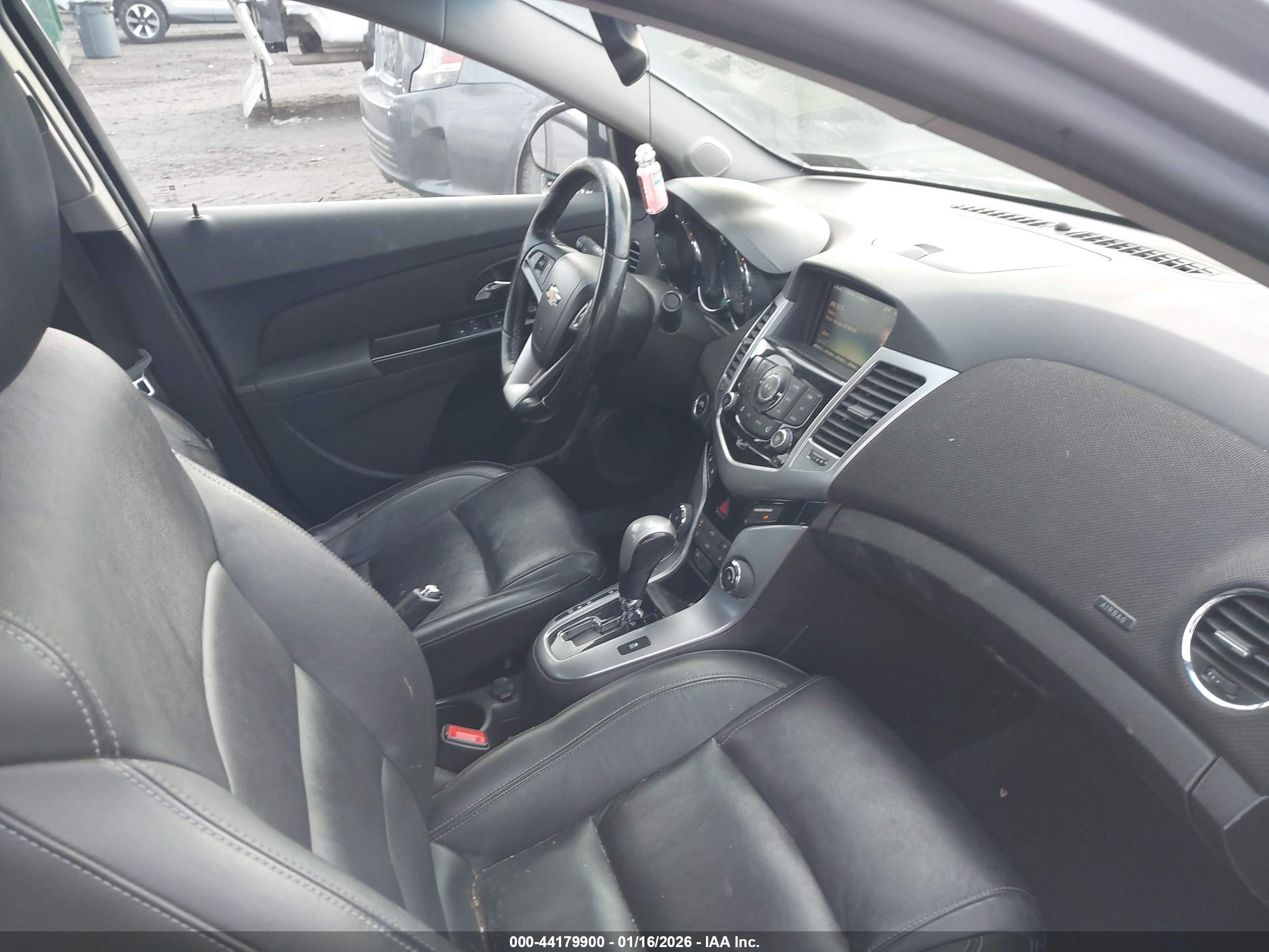 CHEVROLET CRUZE image 5