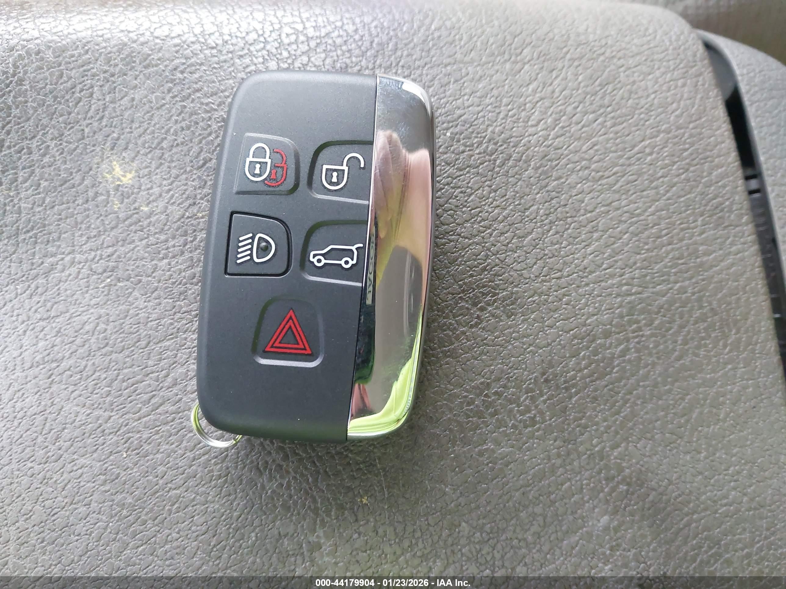 LAND ROVER image 11