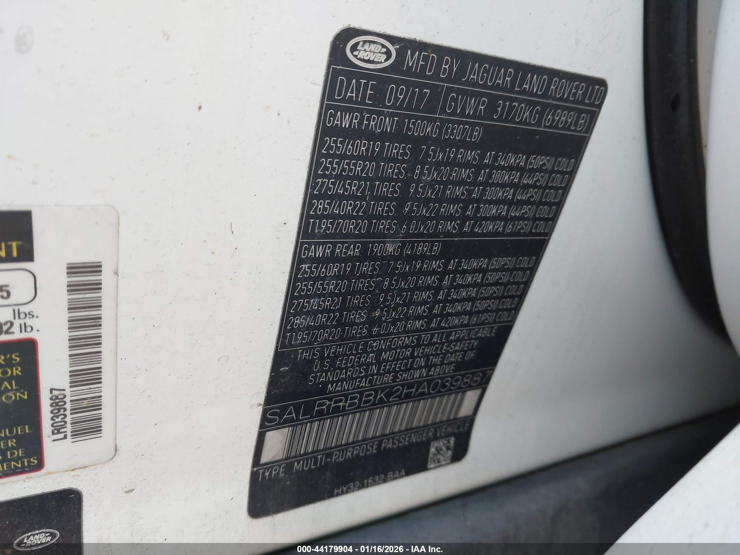 LAND ROVER image 9