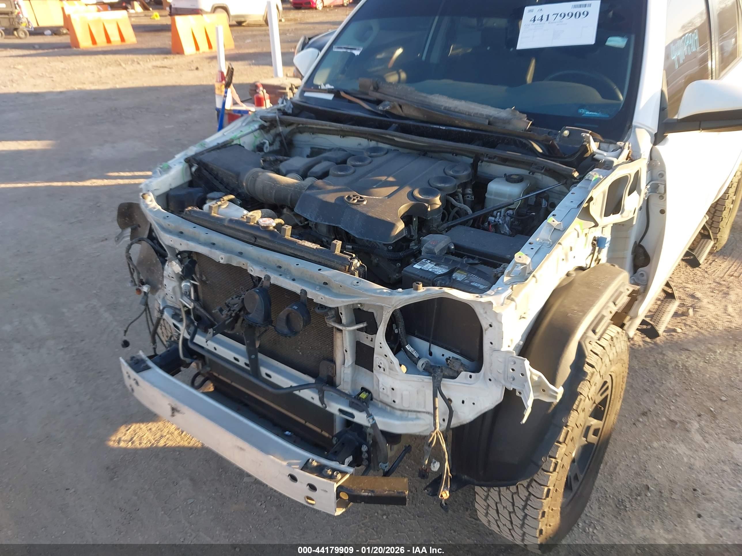 TOYOTA 4RUNNER image 6