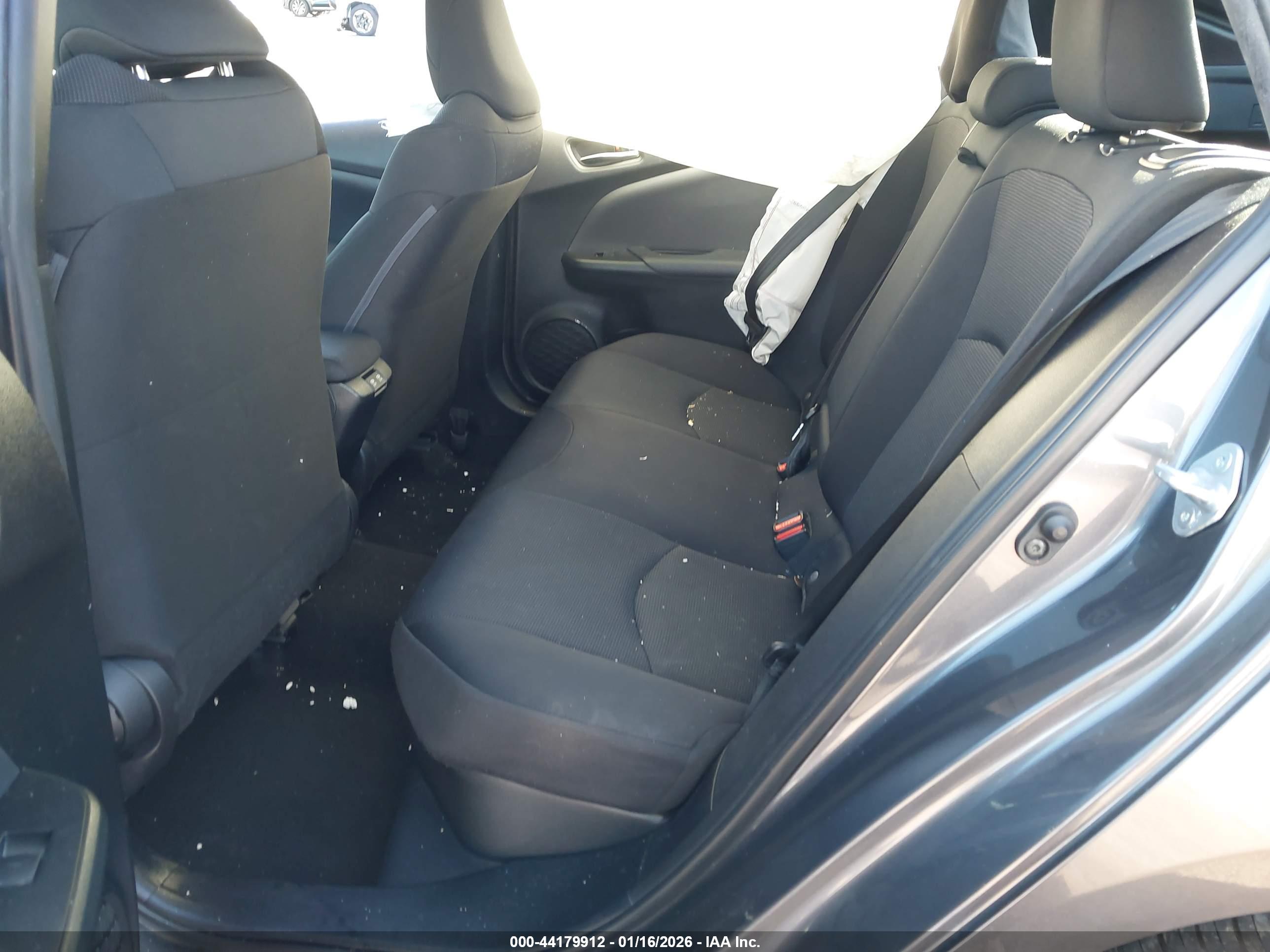 TOYOTA PRIUS image 8