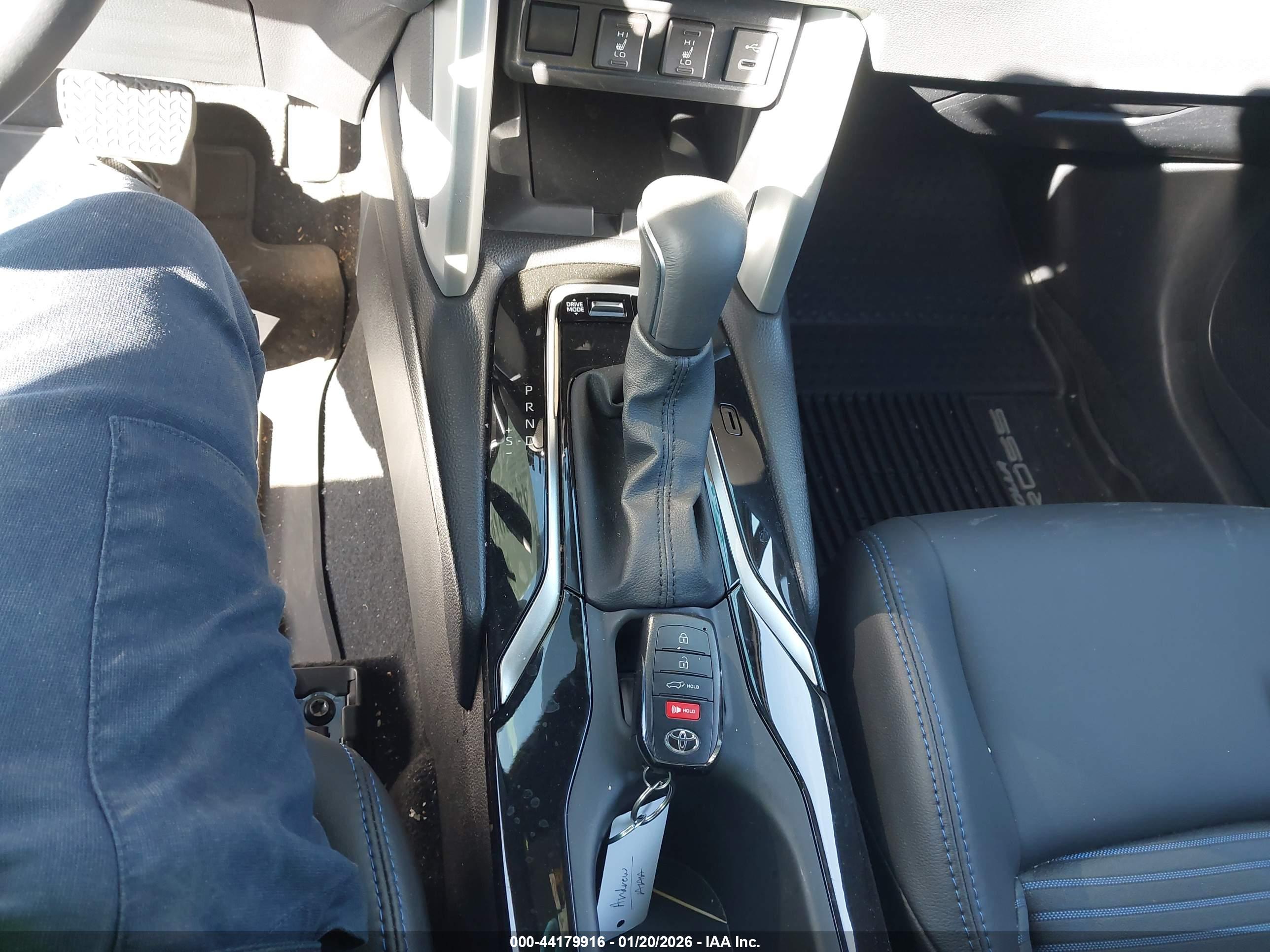 TOYOTA COROLLA image 11