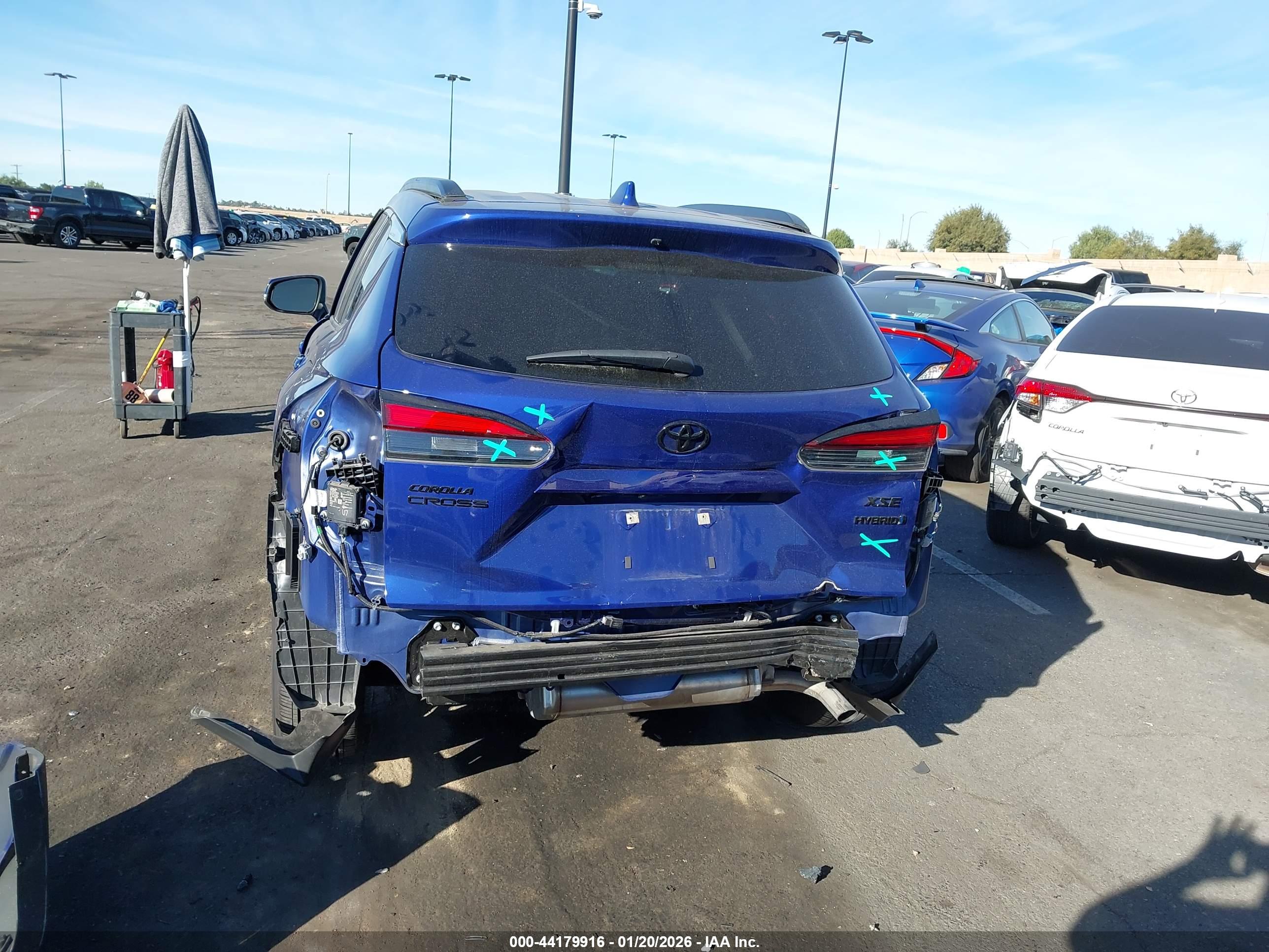 TOYOTA COROLLA image 6
