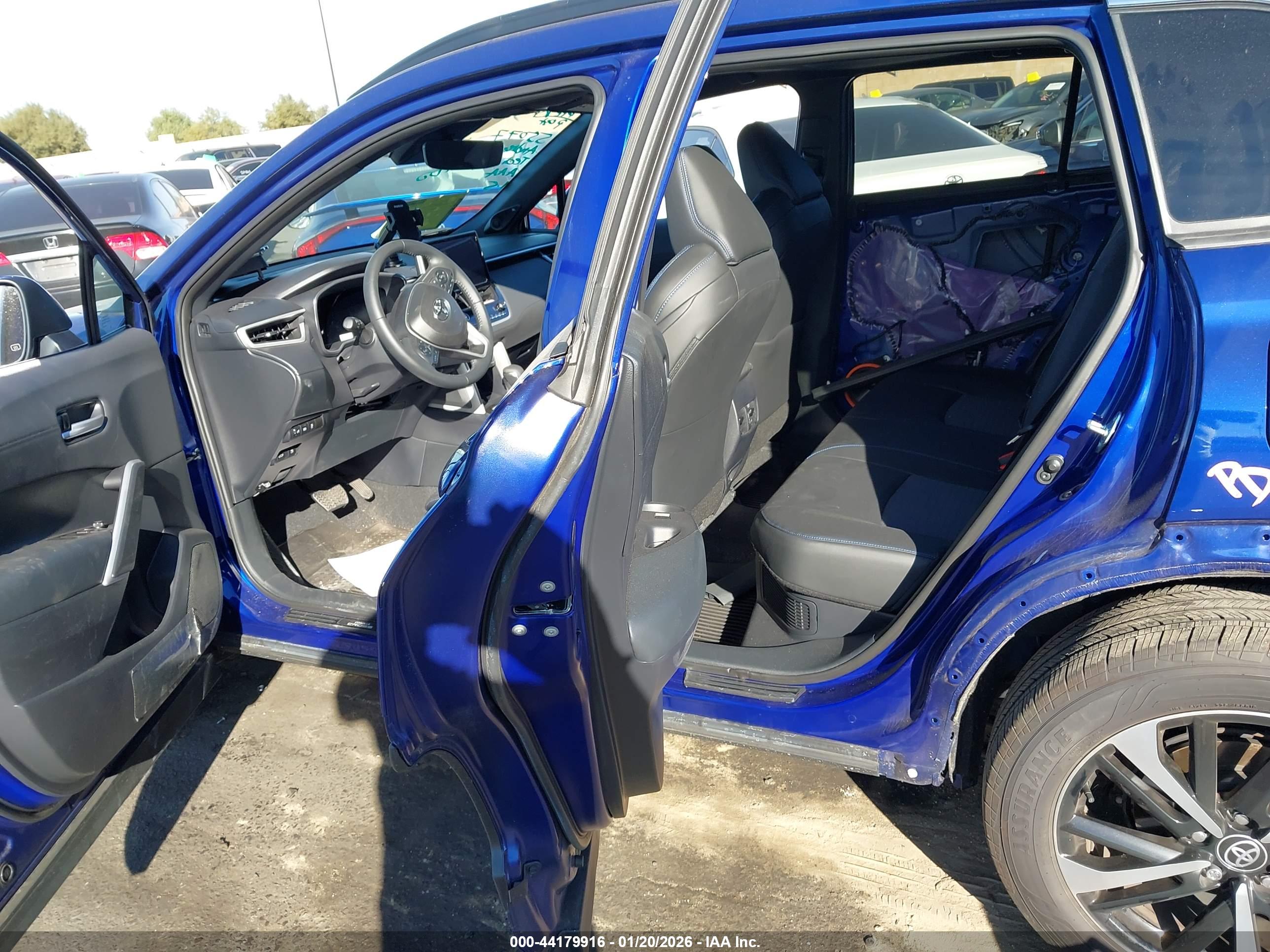 TOYOTA COROLLA image 8