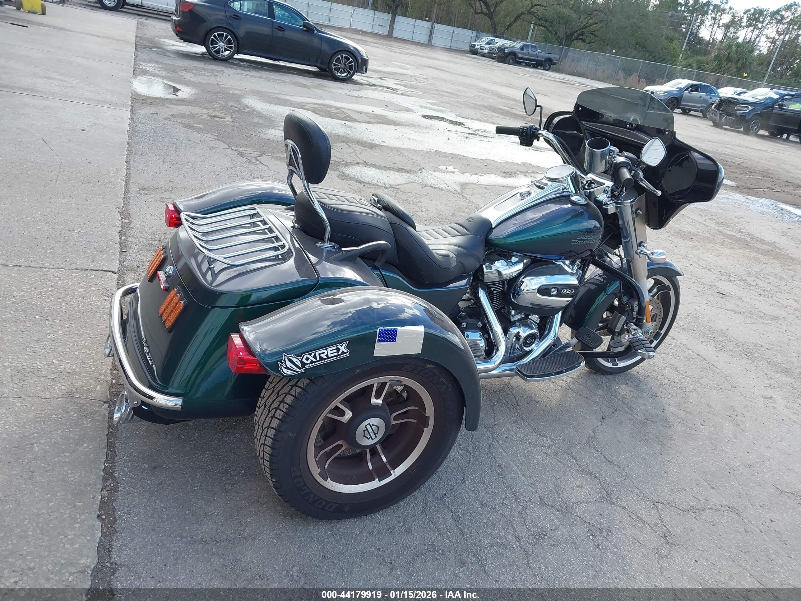 HARLEY-DAVIDSON FLRT image 4