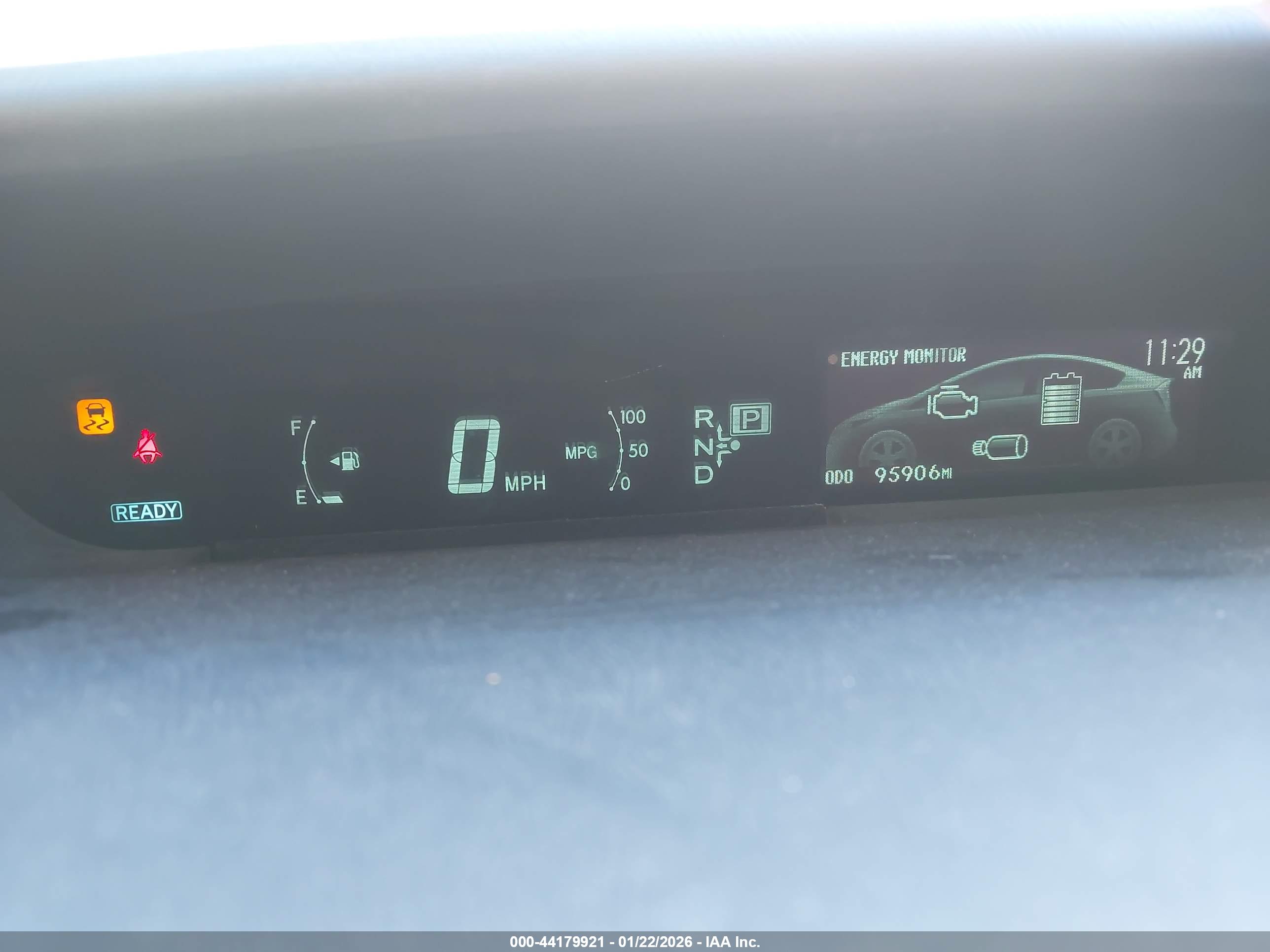 TOYOTA PRIUS image 7