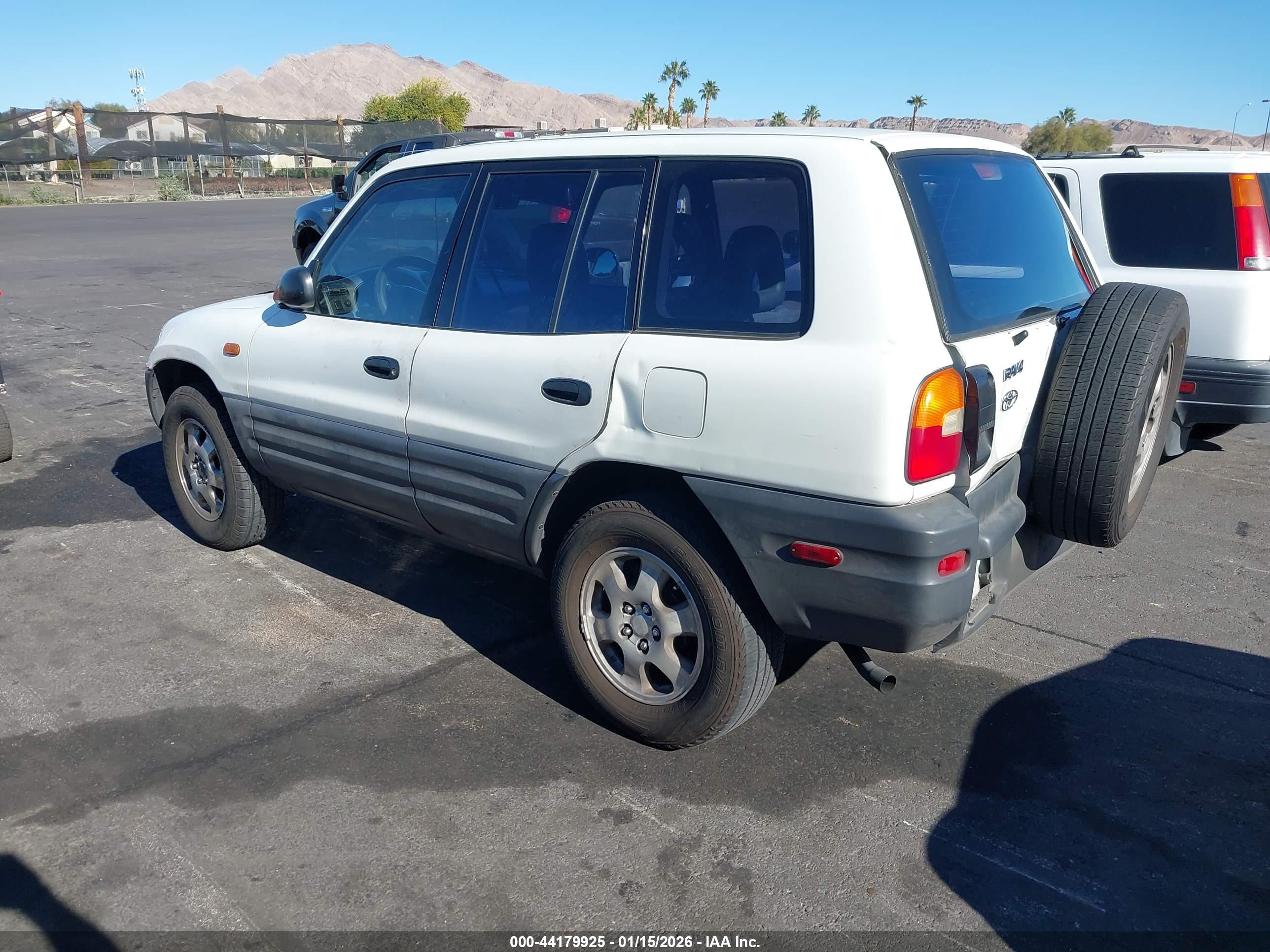 TOYOTA RAV4 image 3