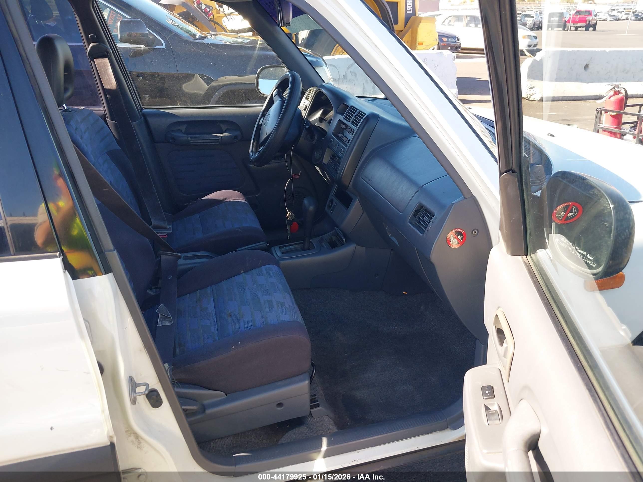 TOYOTA RAV4 image 5