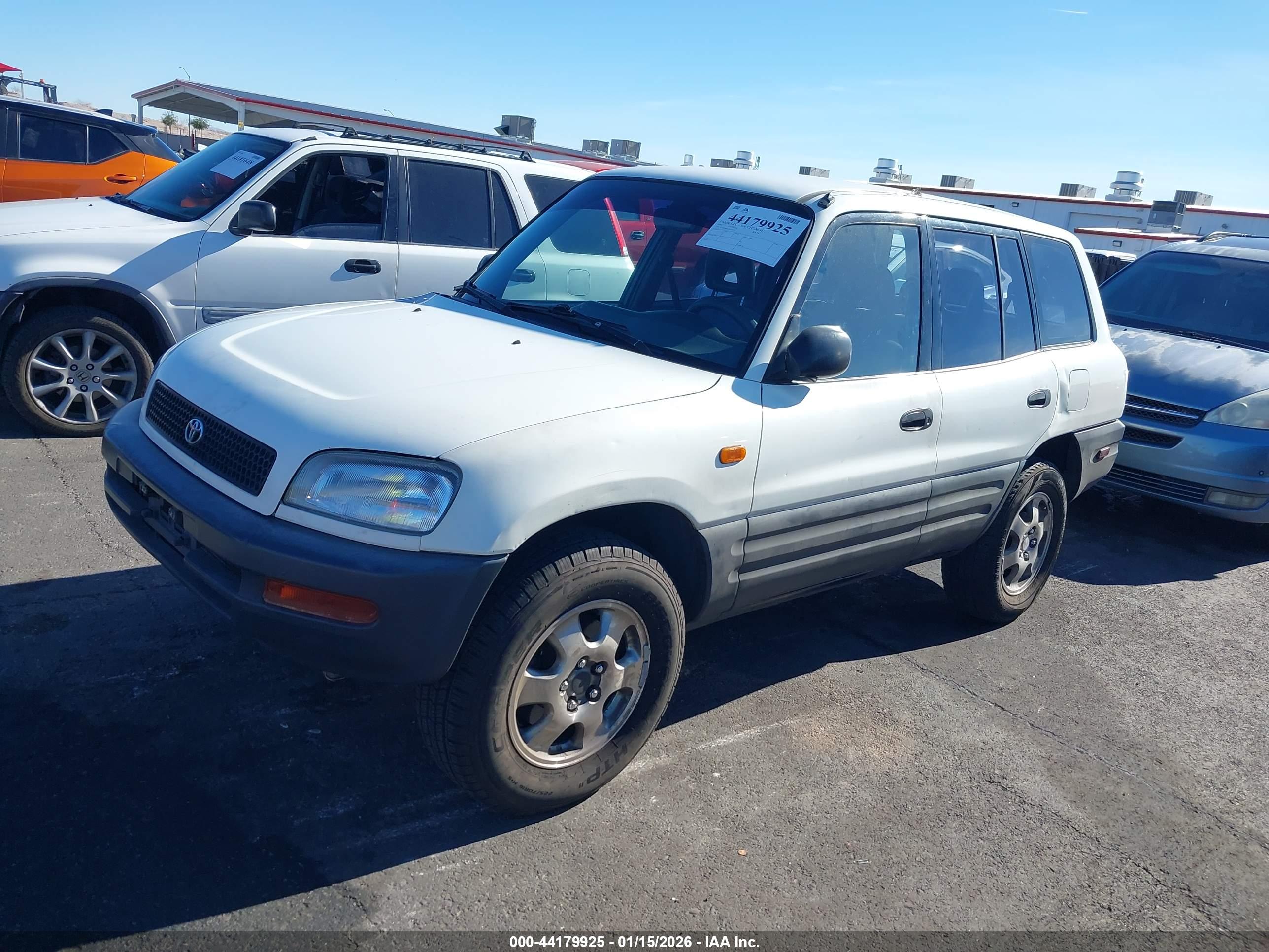 TOYOTA RAV4 image 6