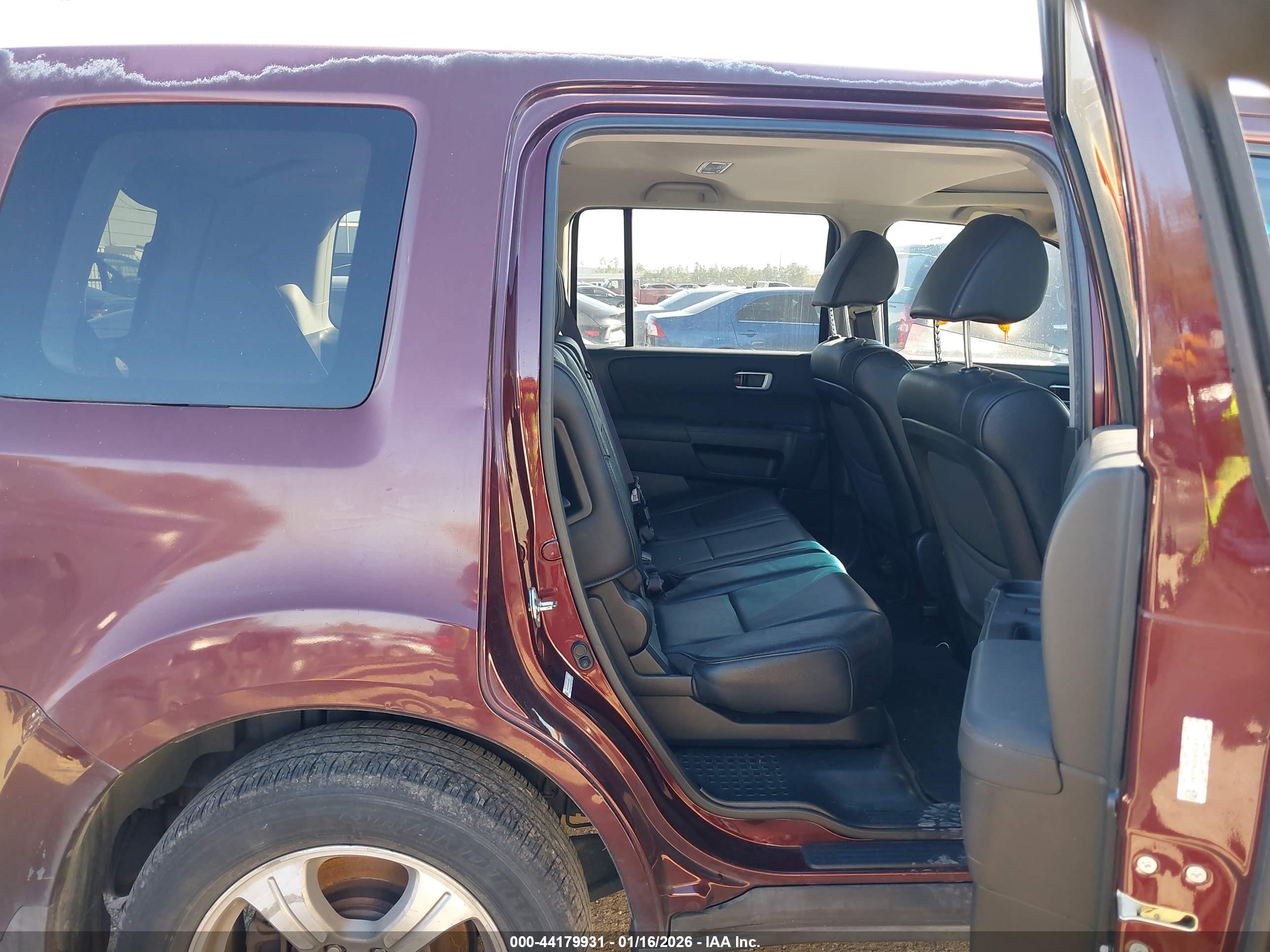 HONDA PILOT image 8