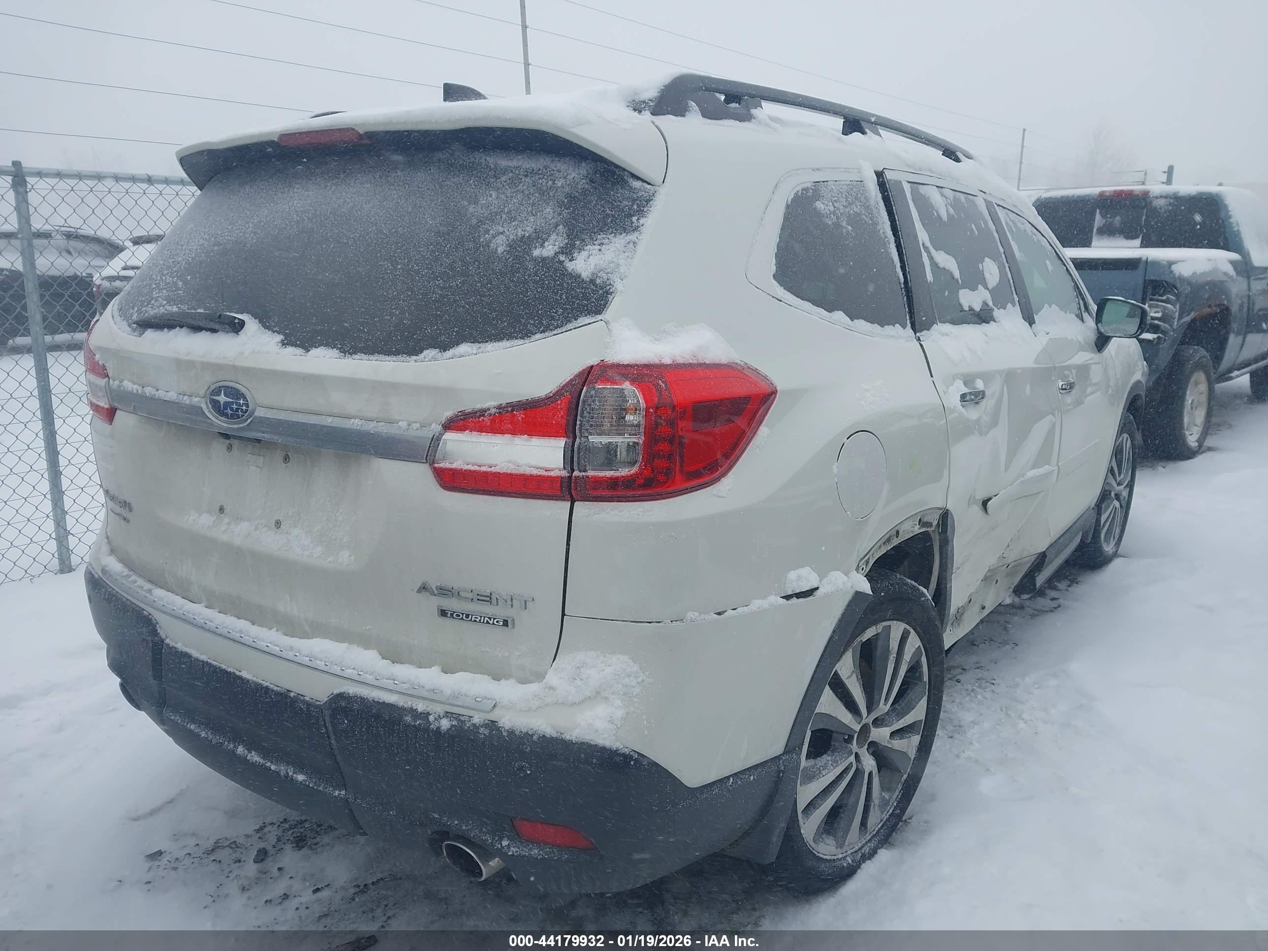 SUBARU ASCENT image 4