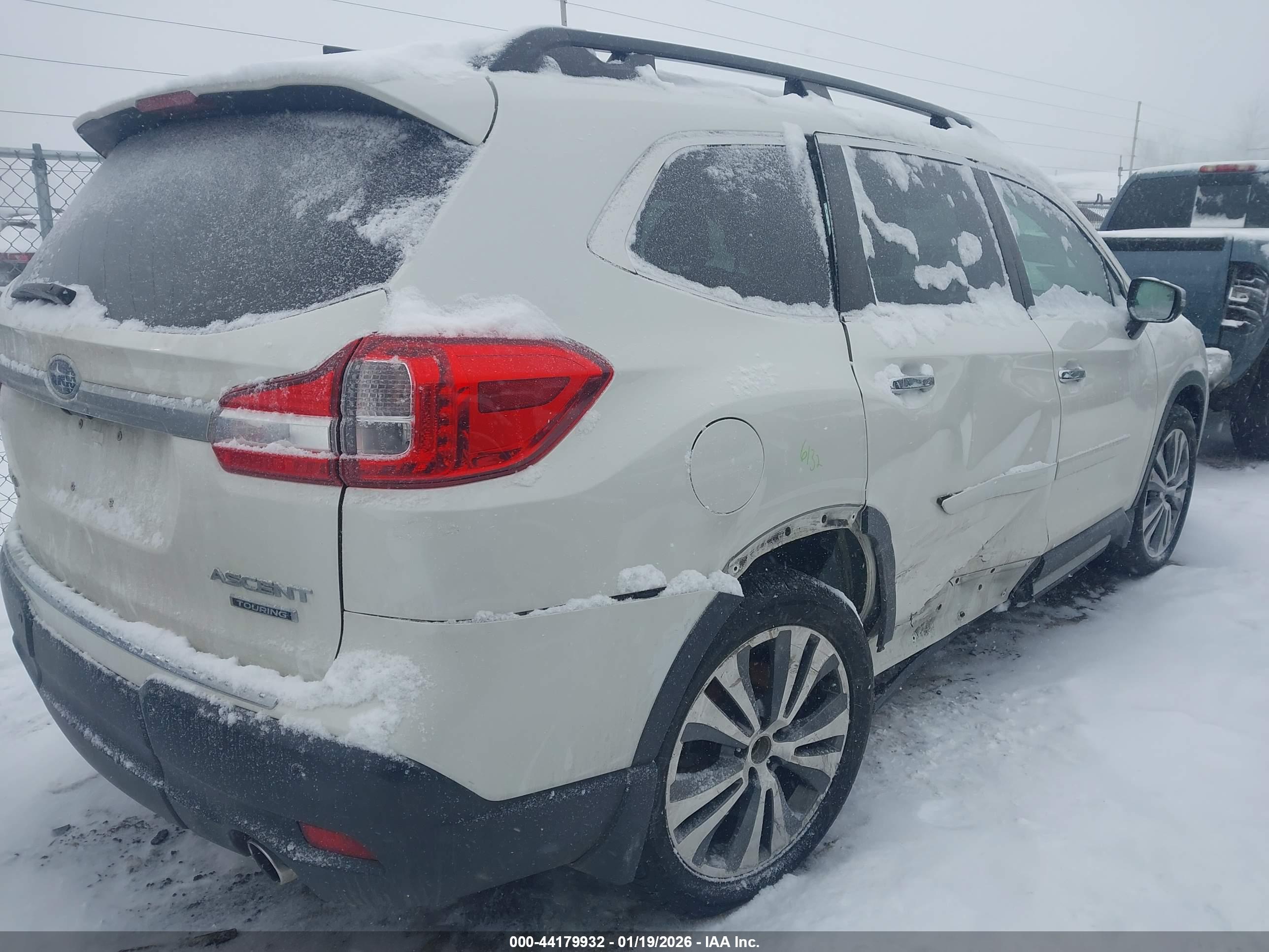 SUBARU ASCENT image 6