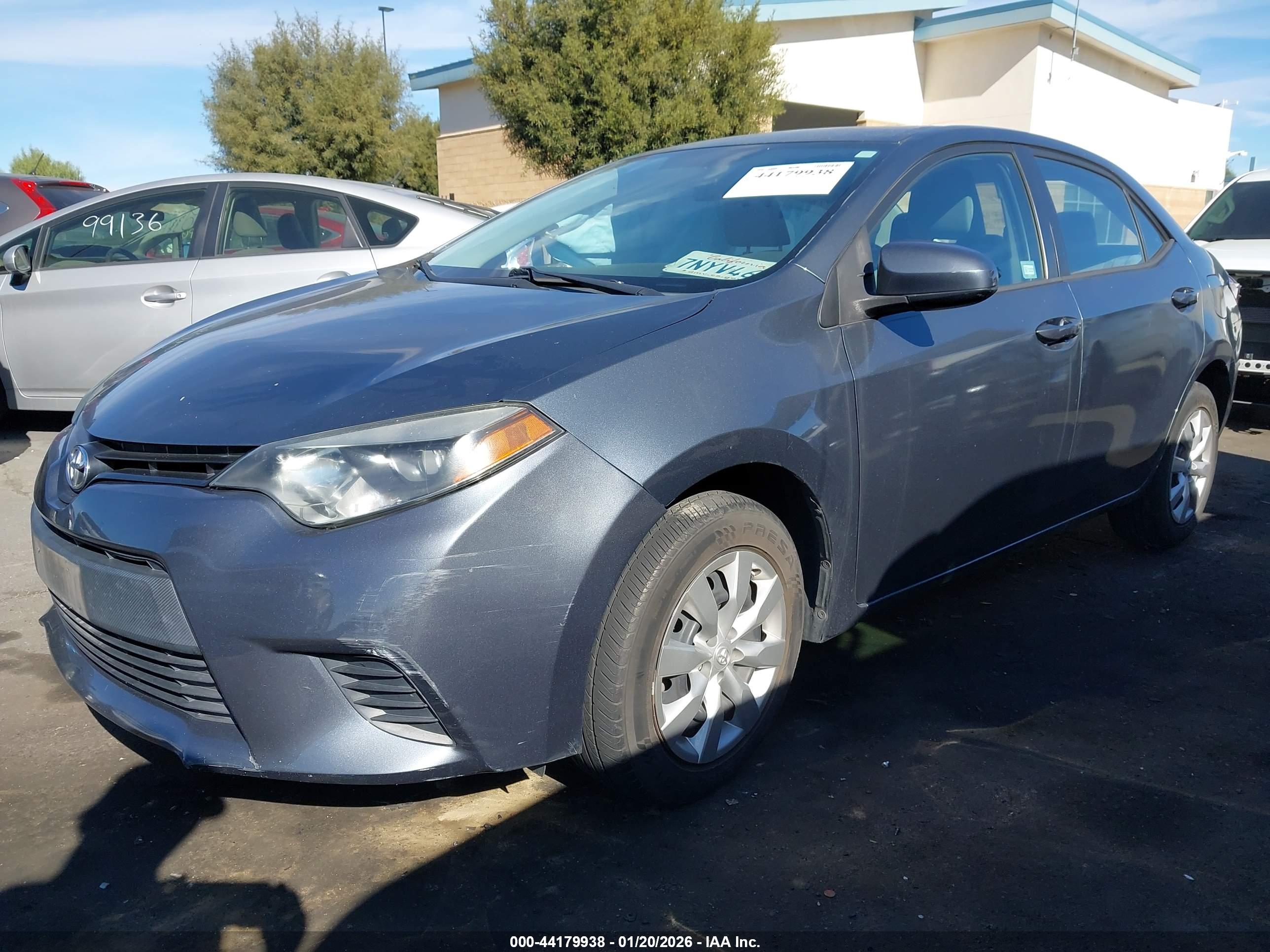 TOYOTA COROLLA image 2