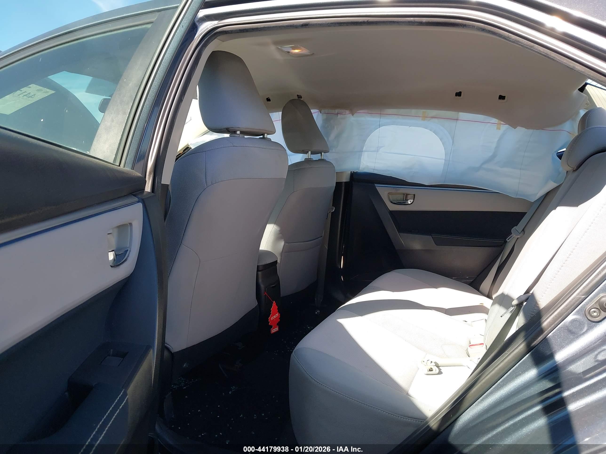 TOYOTA COROLLA image 8
