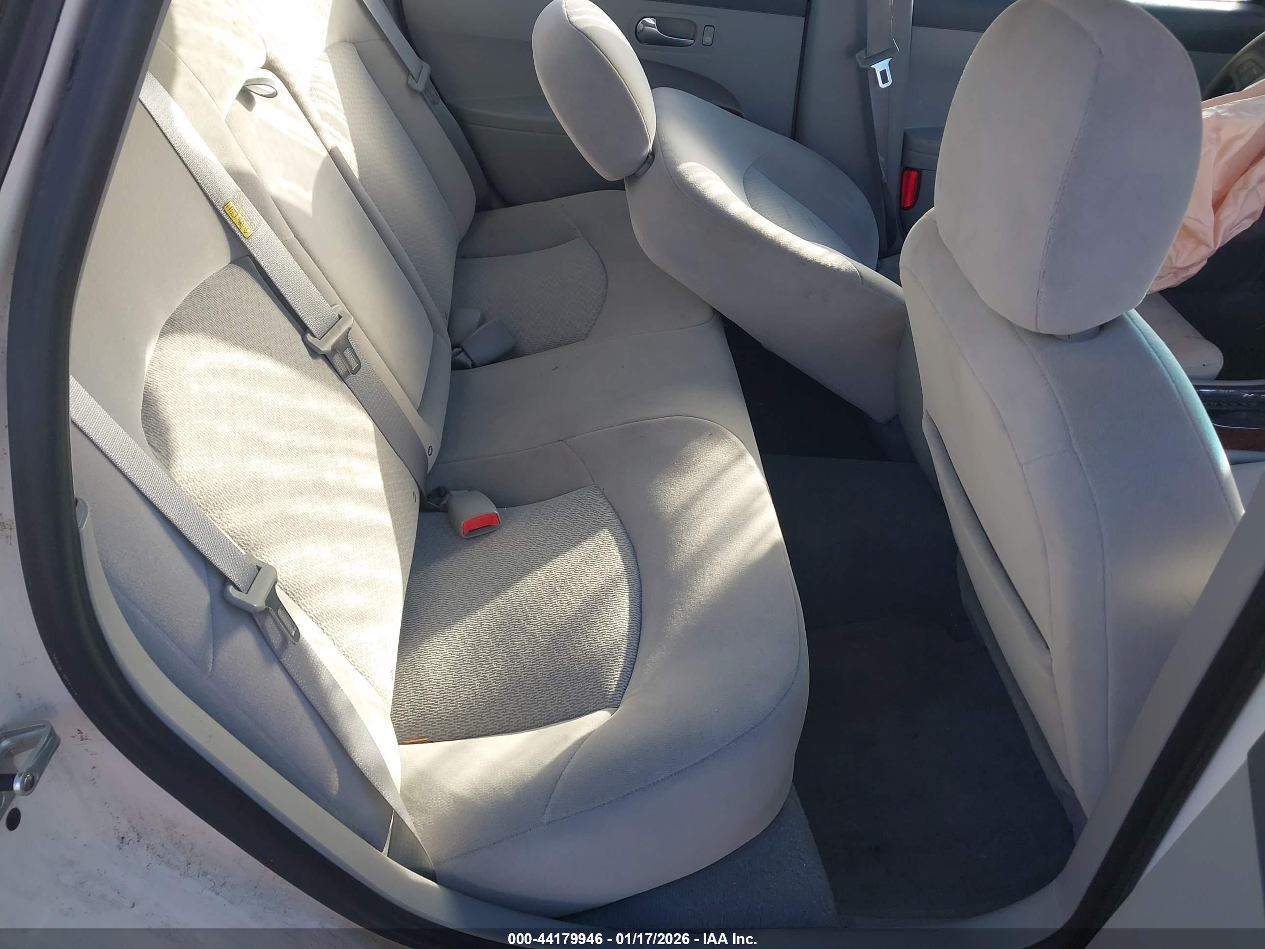 BUICK LACROSSE image 8