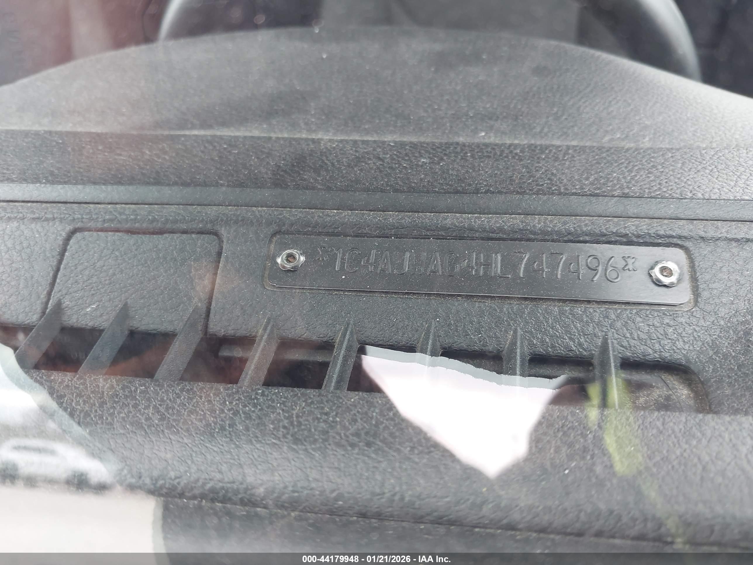 JEEP WRANGLER image 9