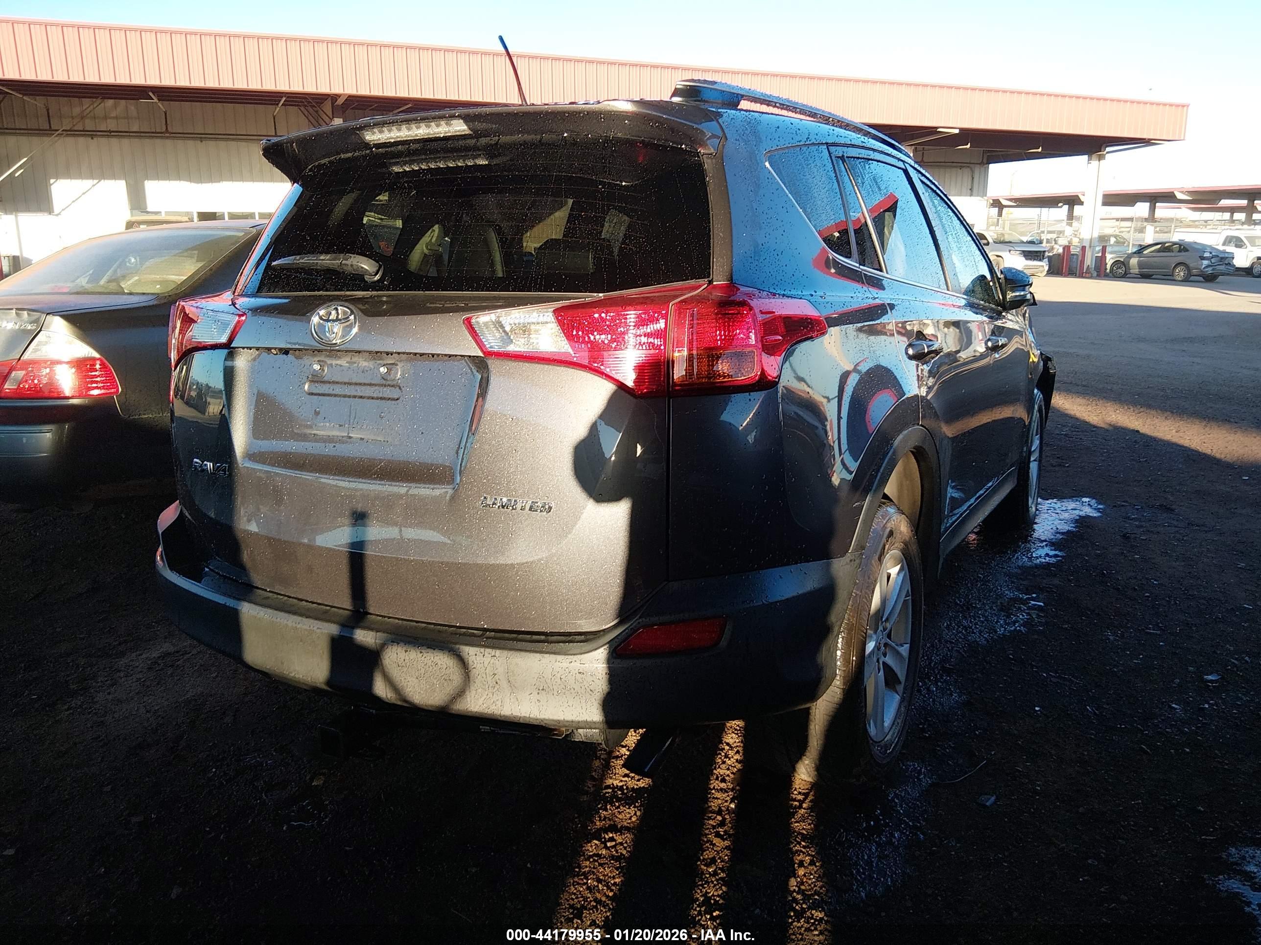TOYOTA RAV4 image 4