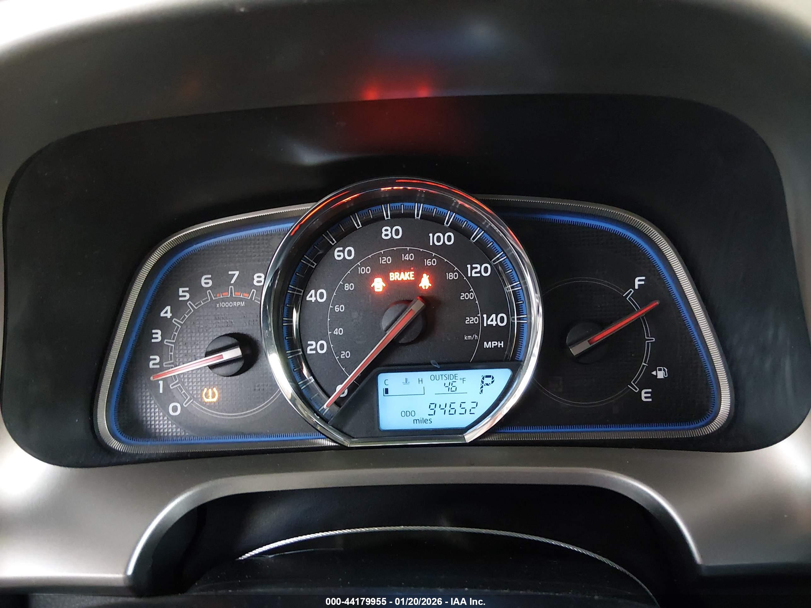 TOYOTA RAV4 image 7