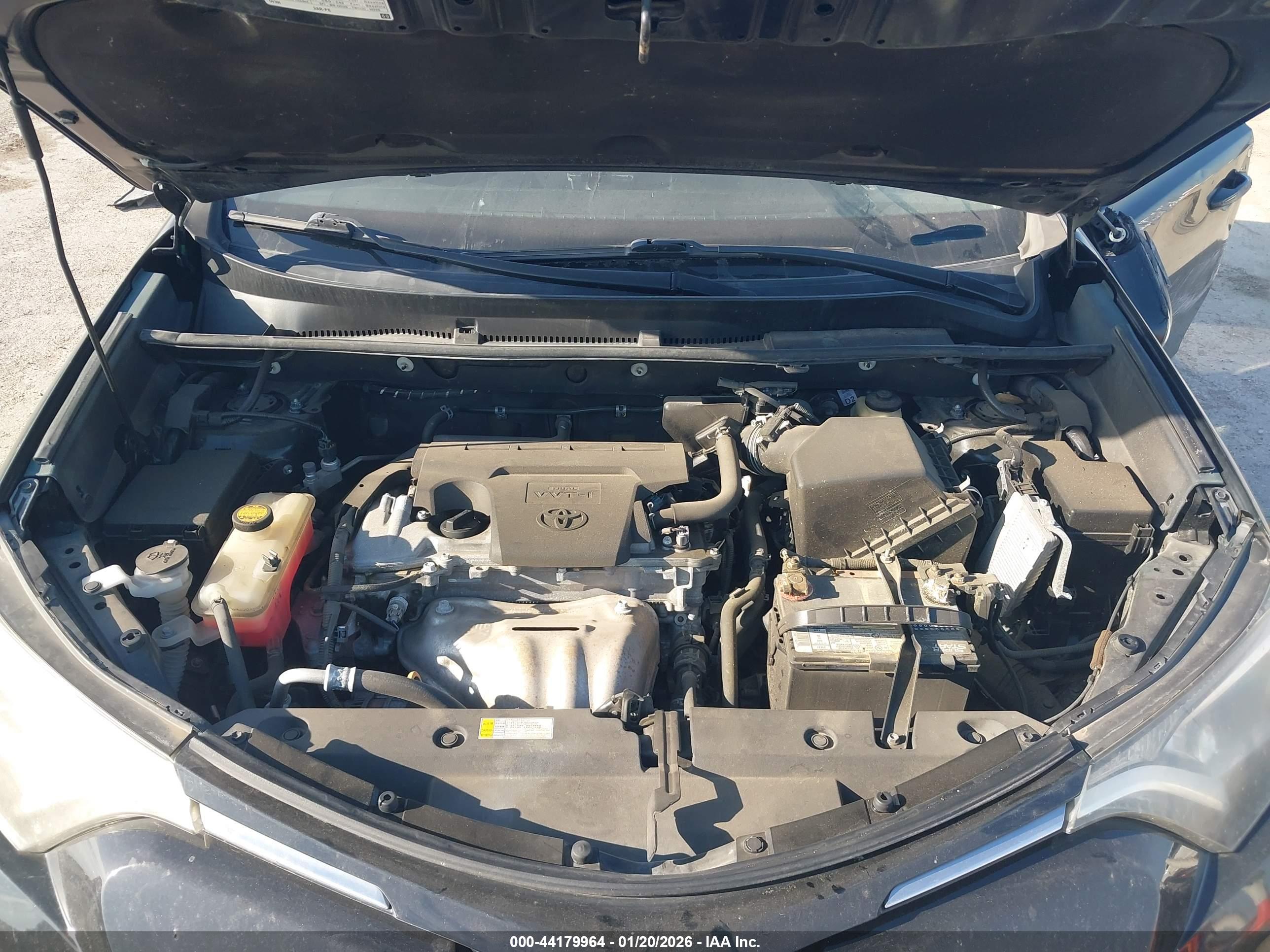 TOYOTA RAV4 image 10