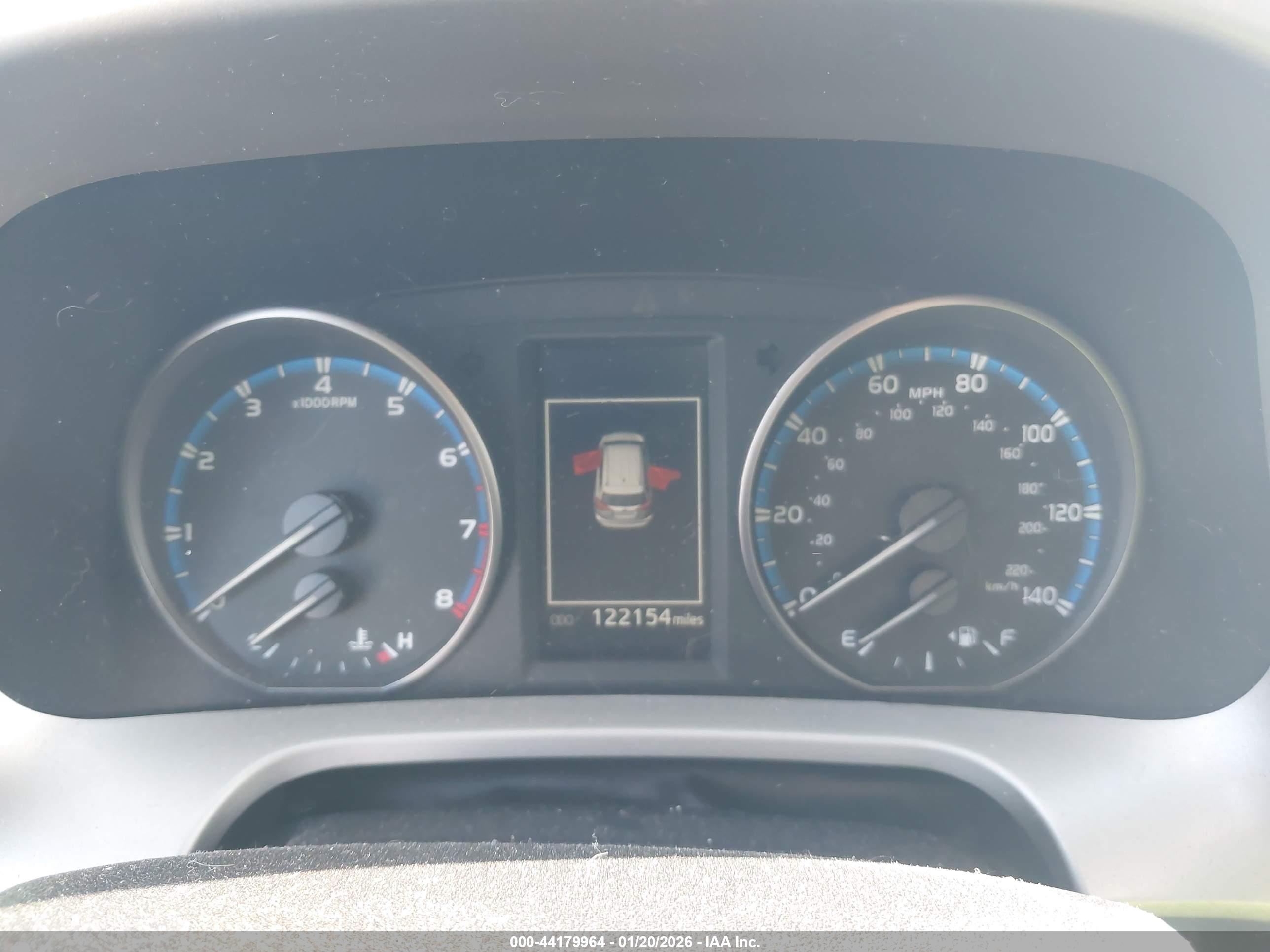 TOYOTA RAV4 image 7