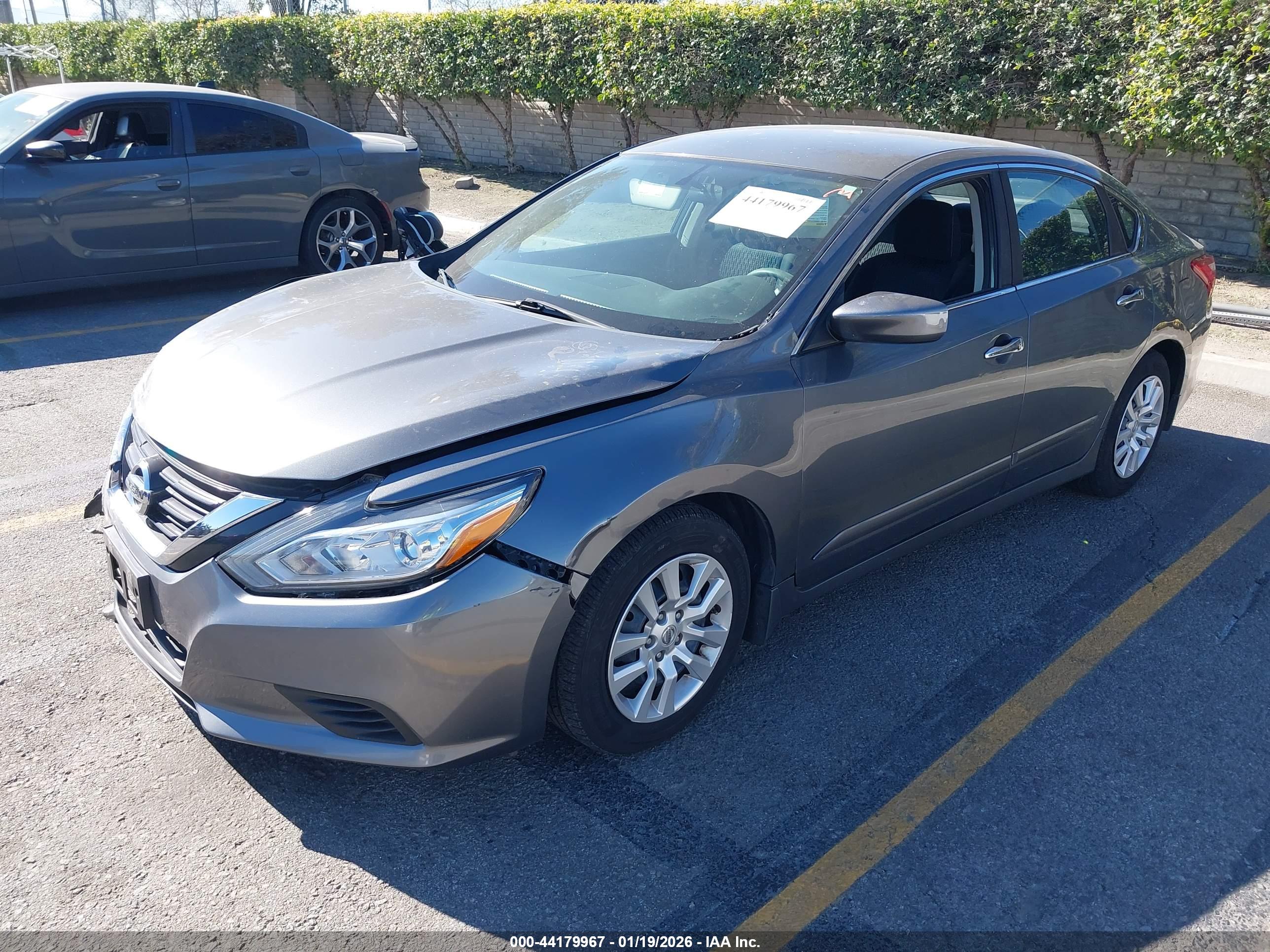 NISSAN ALTIMA image 2