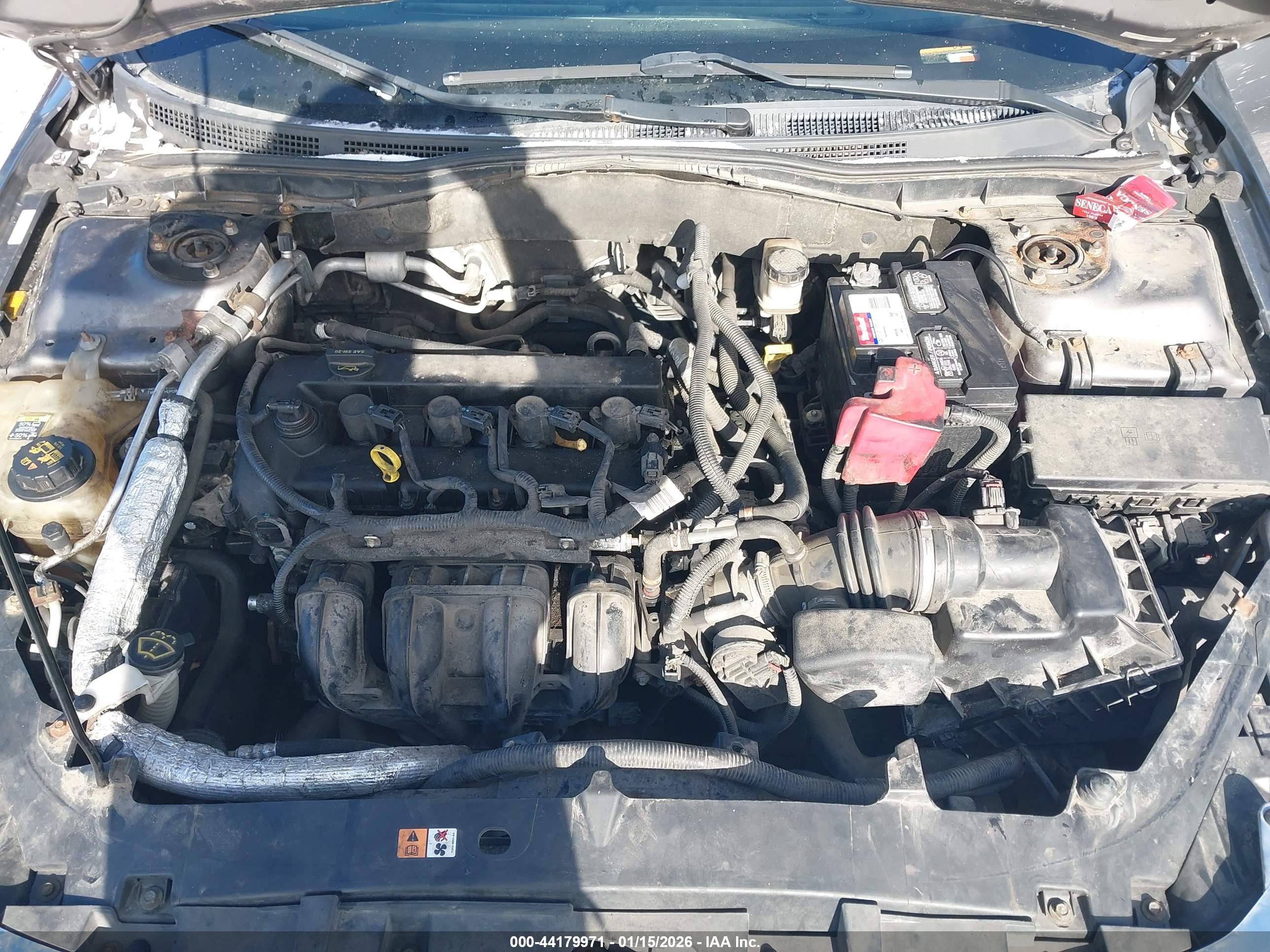 FORD FUSION image 10