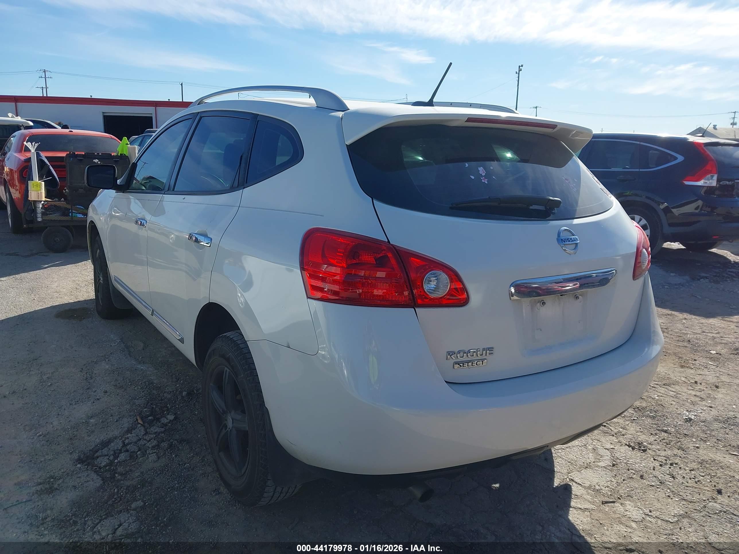 NISSAN ROGUE image 3