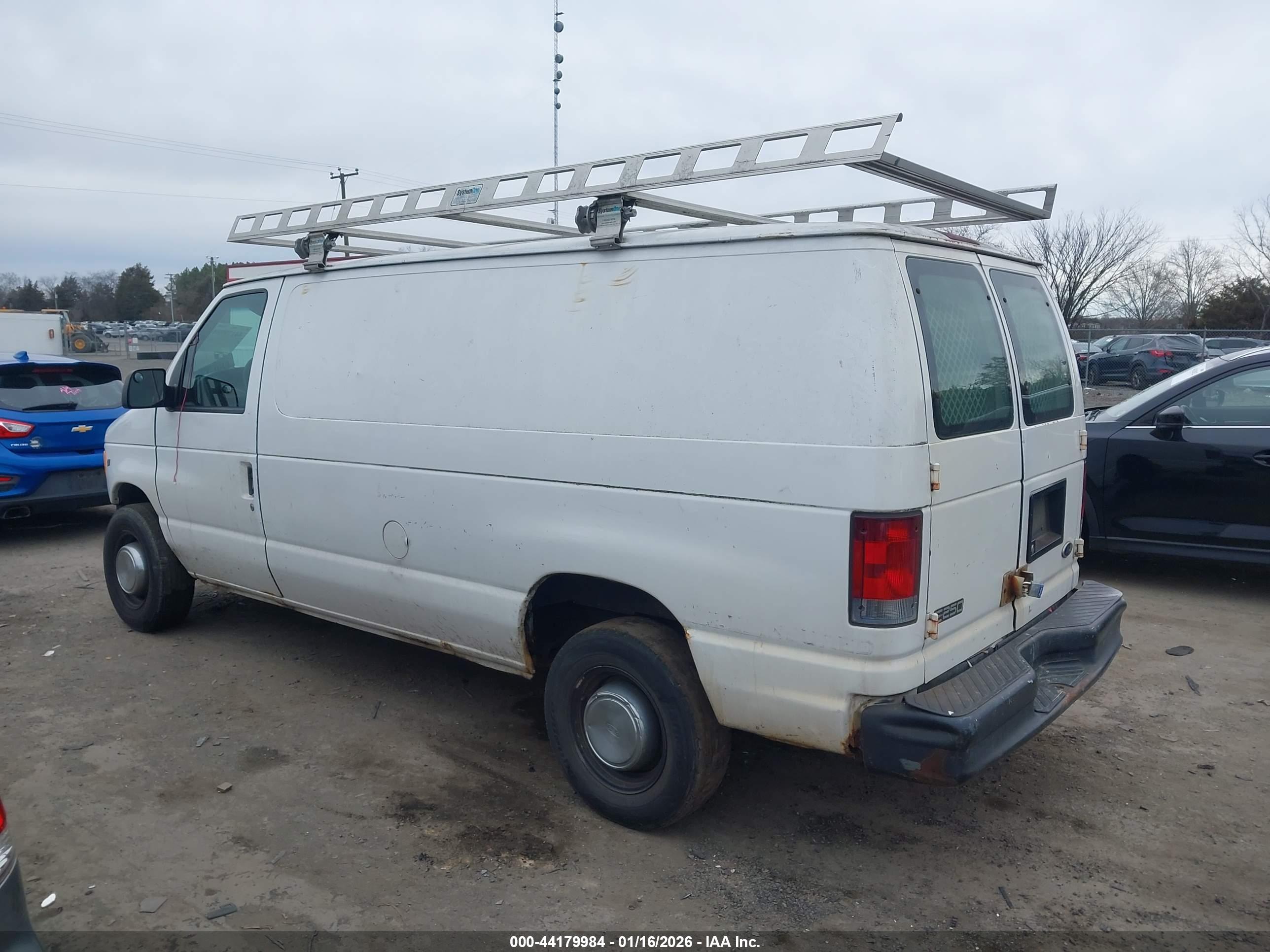 FORD E-250 image 3