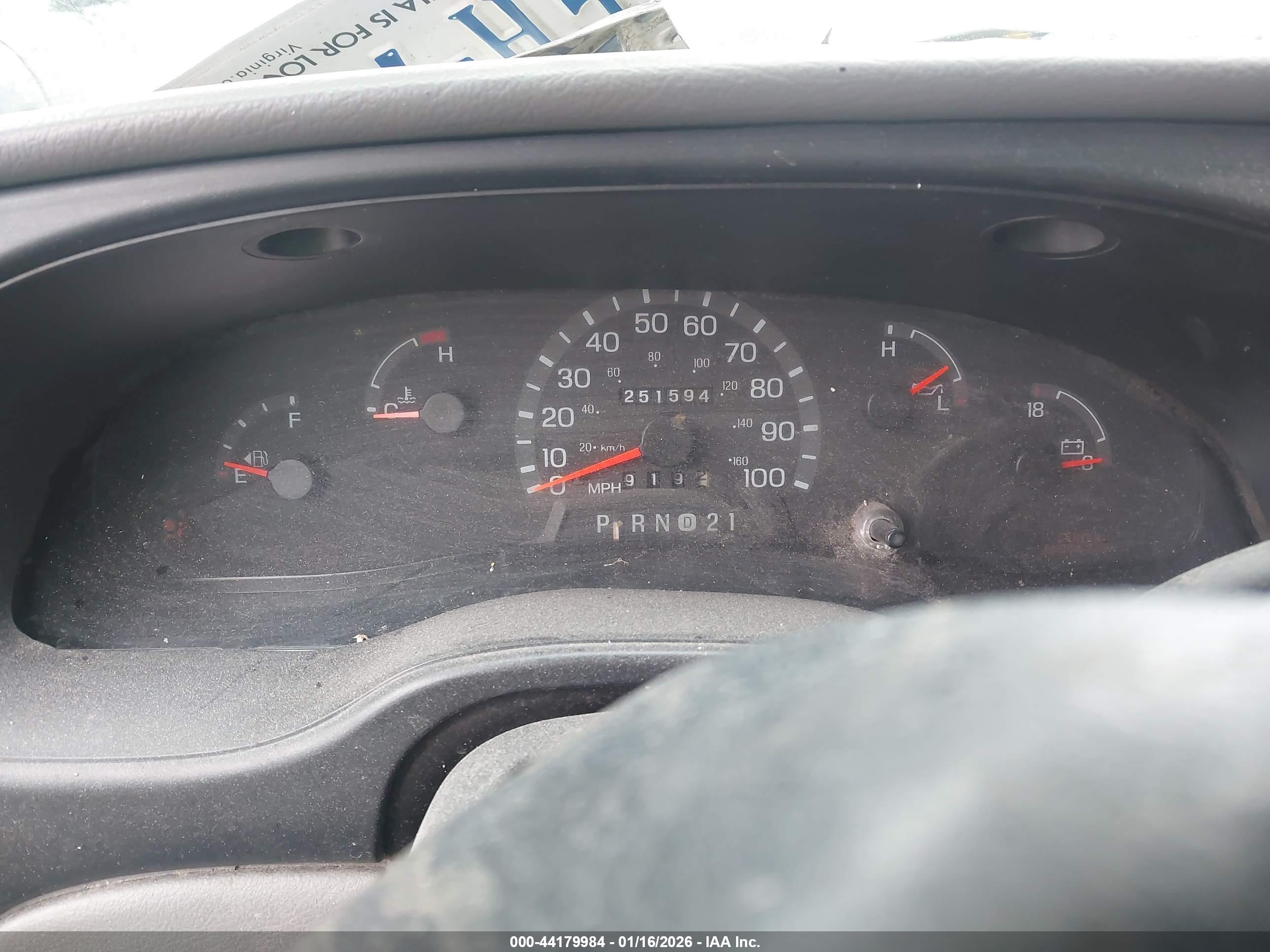 FORD E-250 image 7